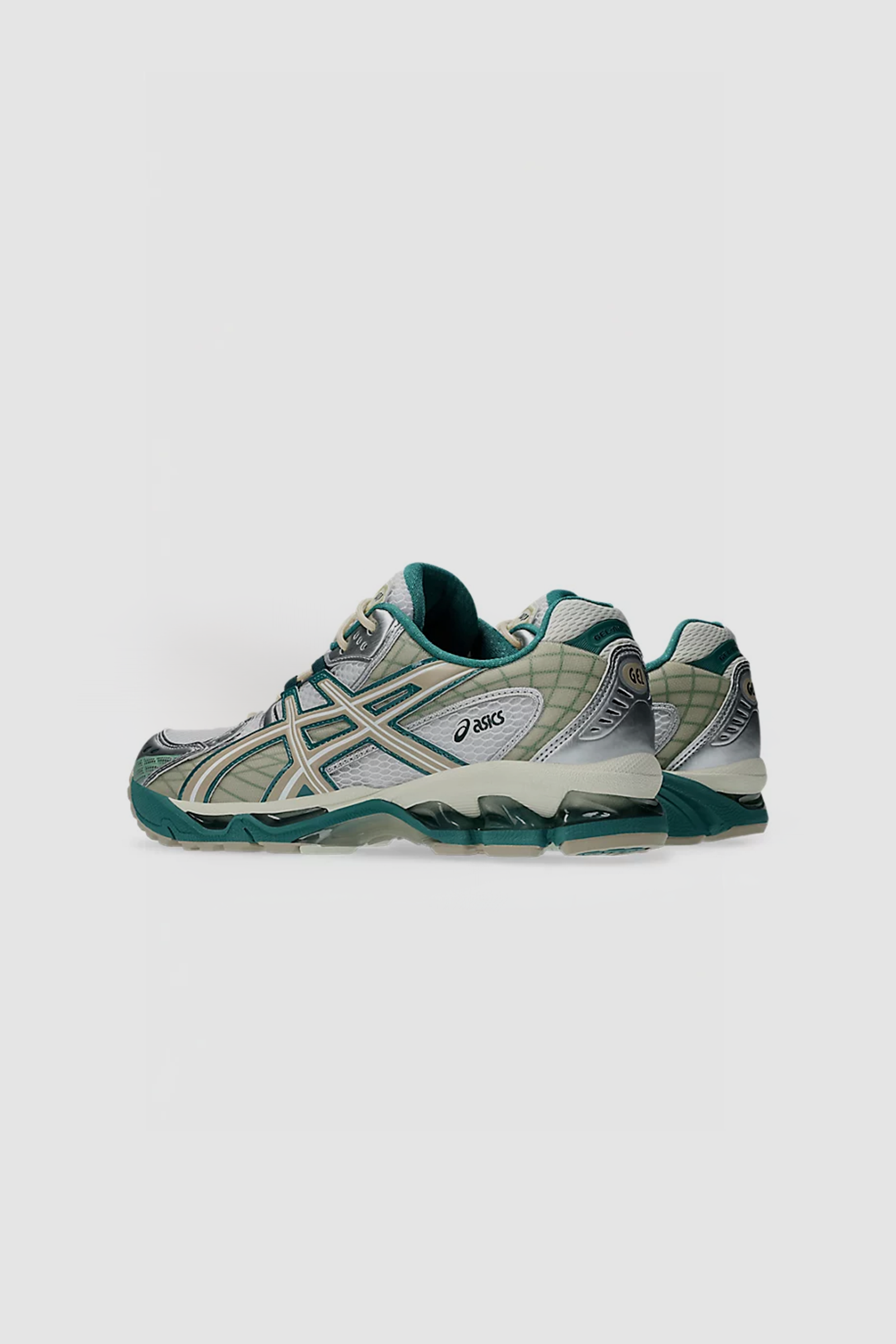 Gel-Nimbus 10.1 White/ Rainy Lake_4