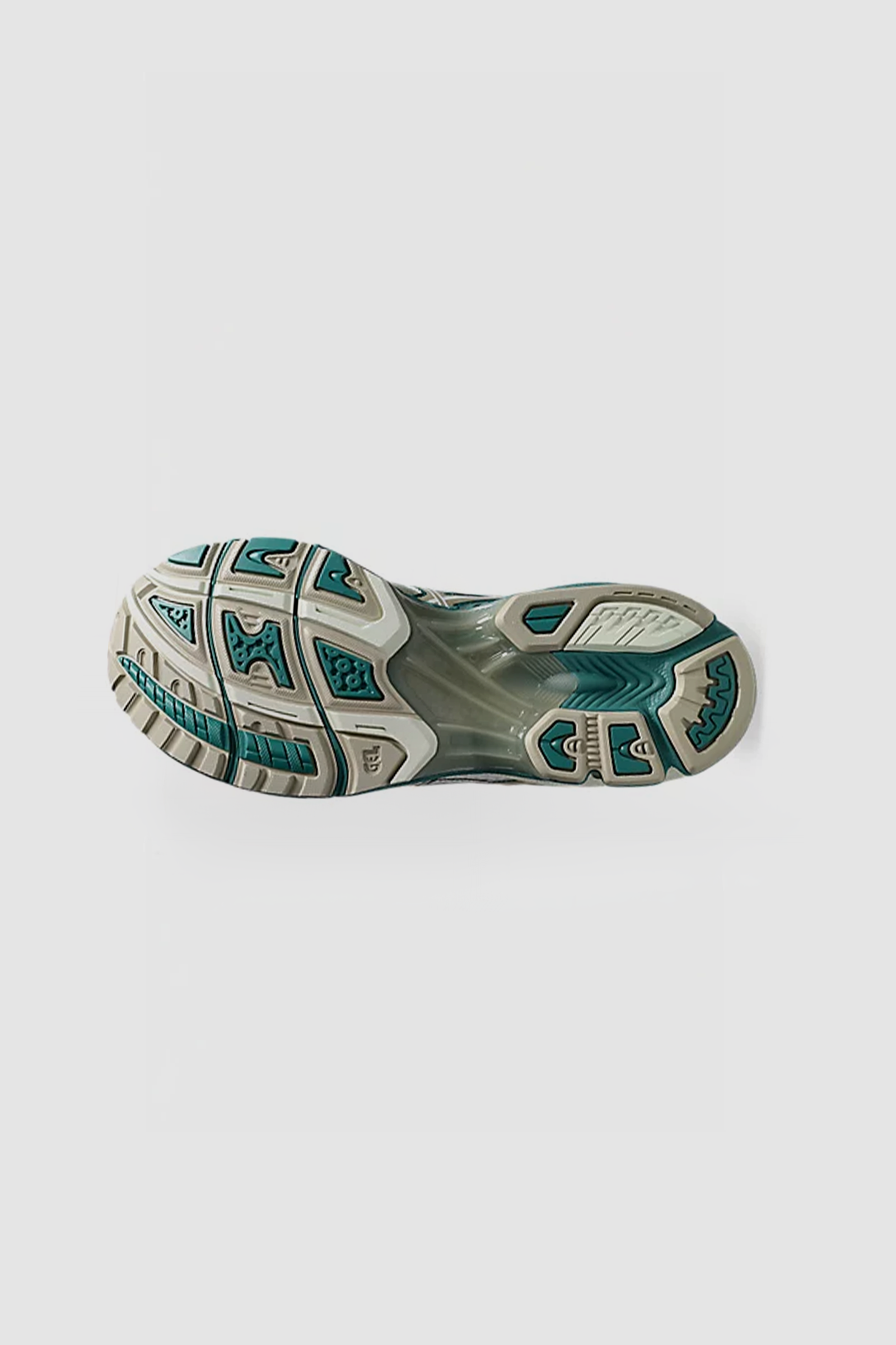 Gel-Nimbus 10.1 White/ Rainy Lake_7