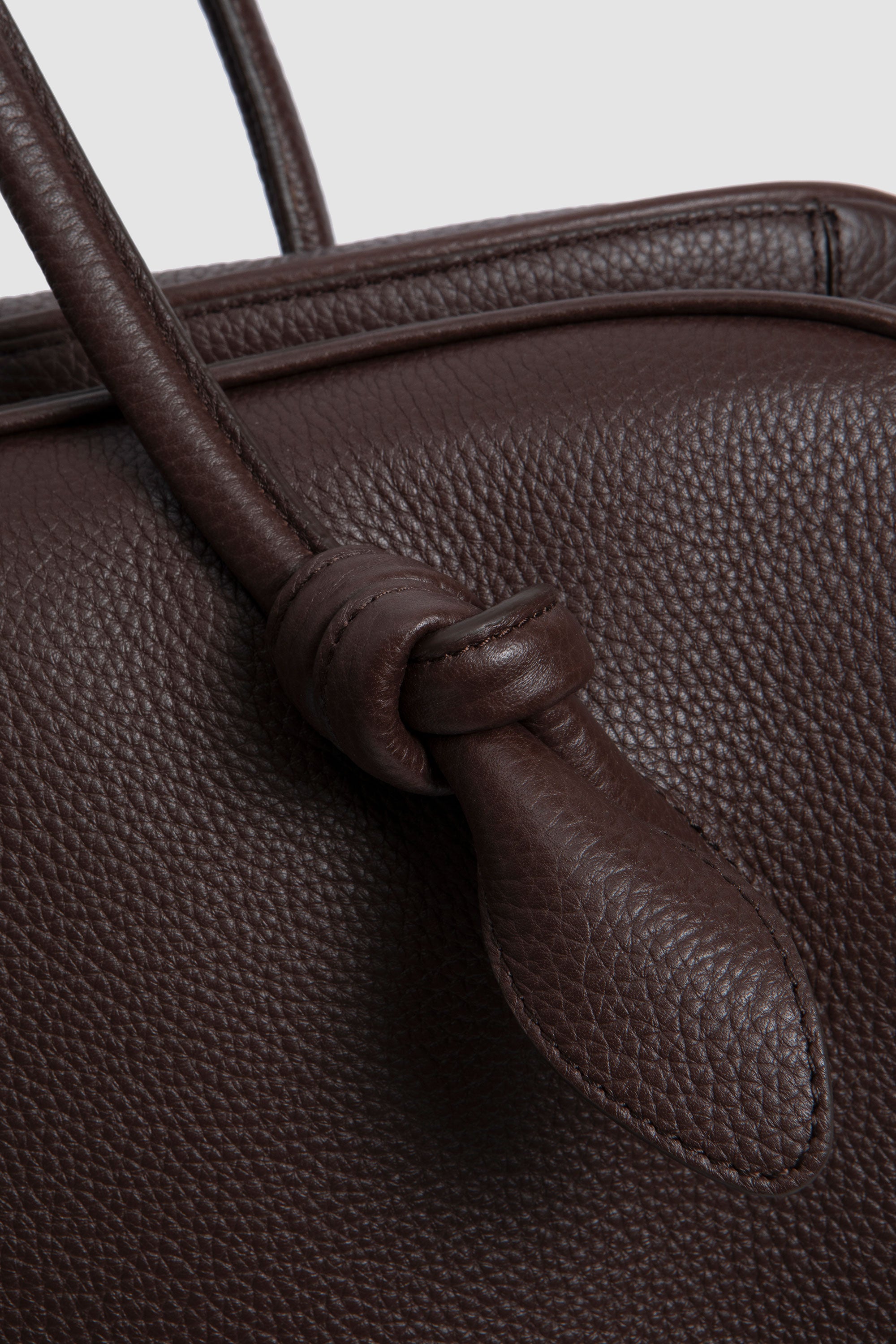 Le Grand Turismo Dark Brown
