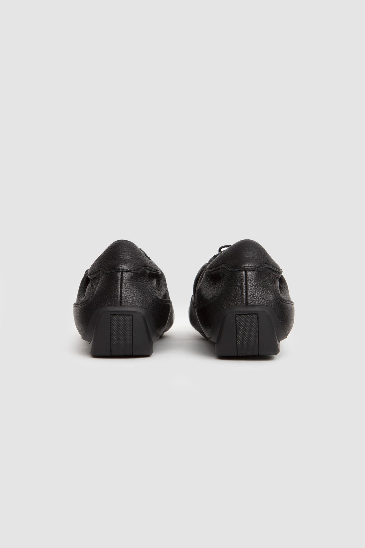 X Deriv Car Shoe Black_4