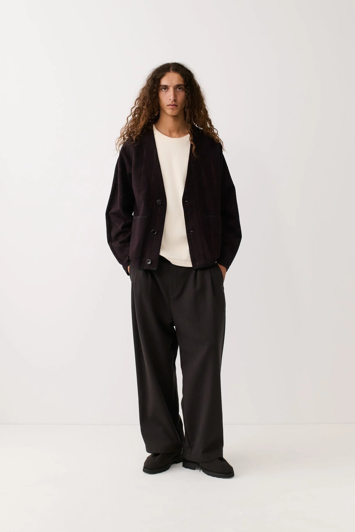 Kaan Cardigan Black Wine Line_2