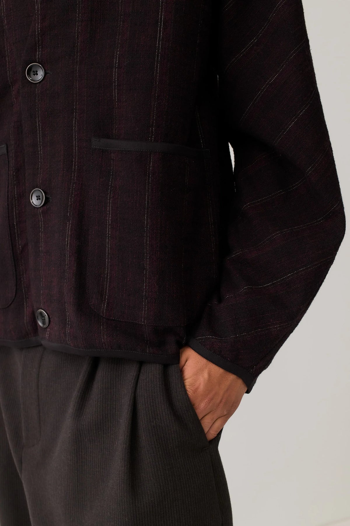 Kaan Cardigan Black Wine Line_5