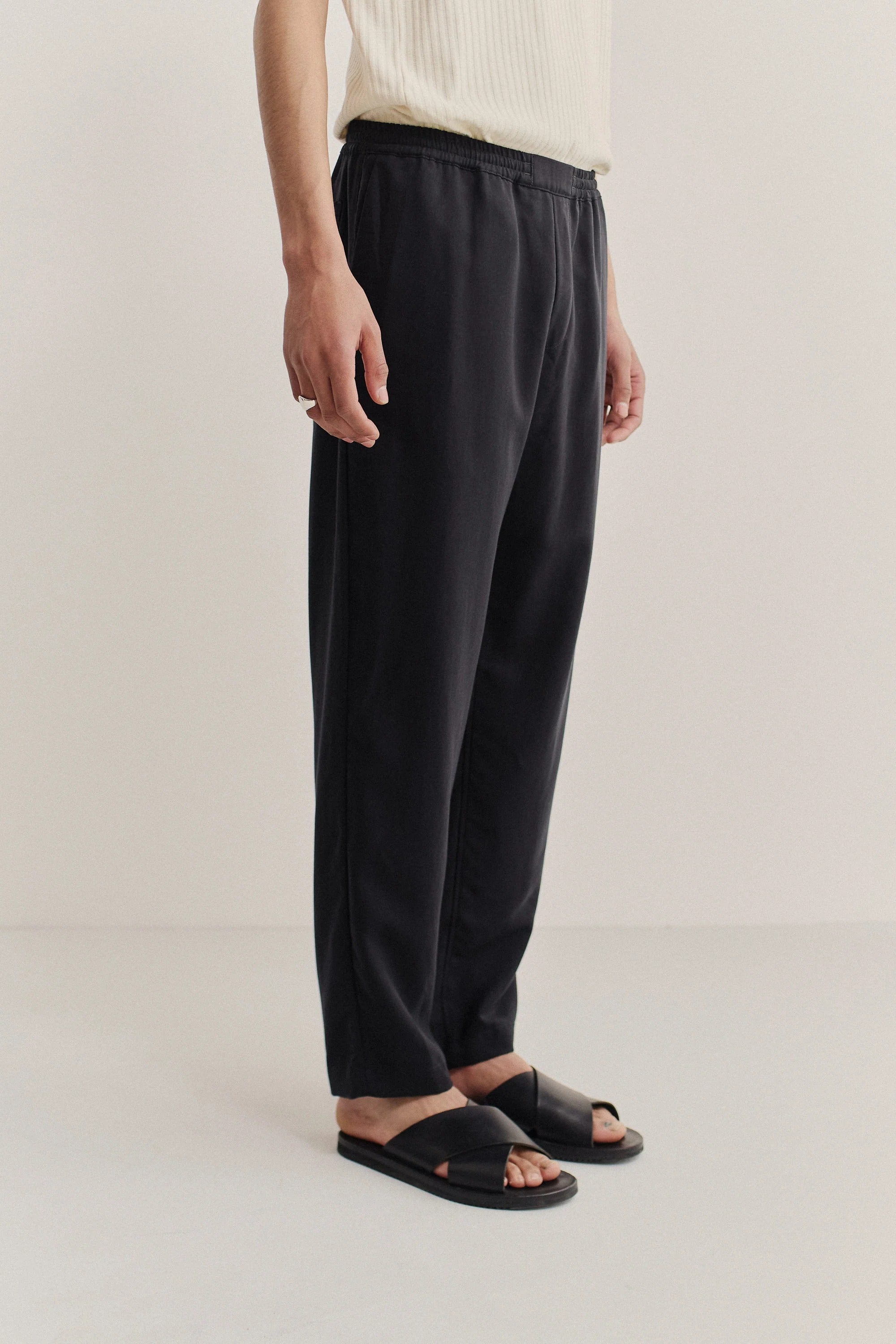 Banasa Pants Soft Black Twill