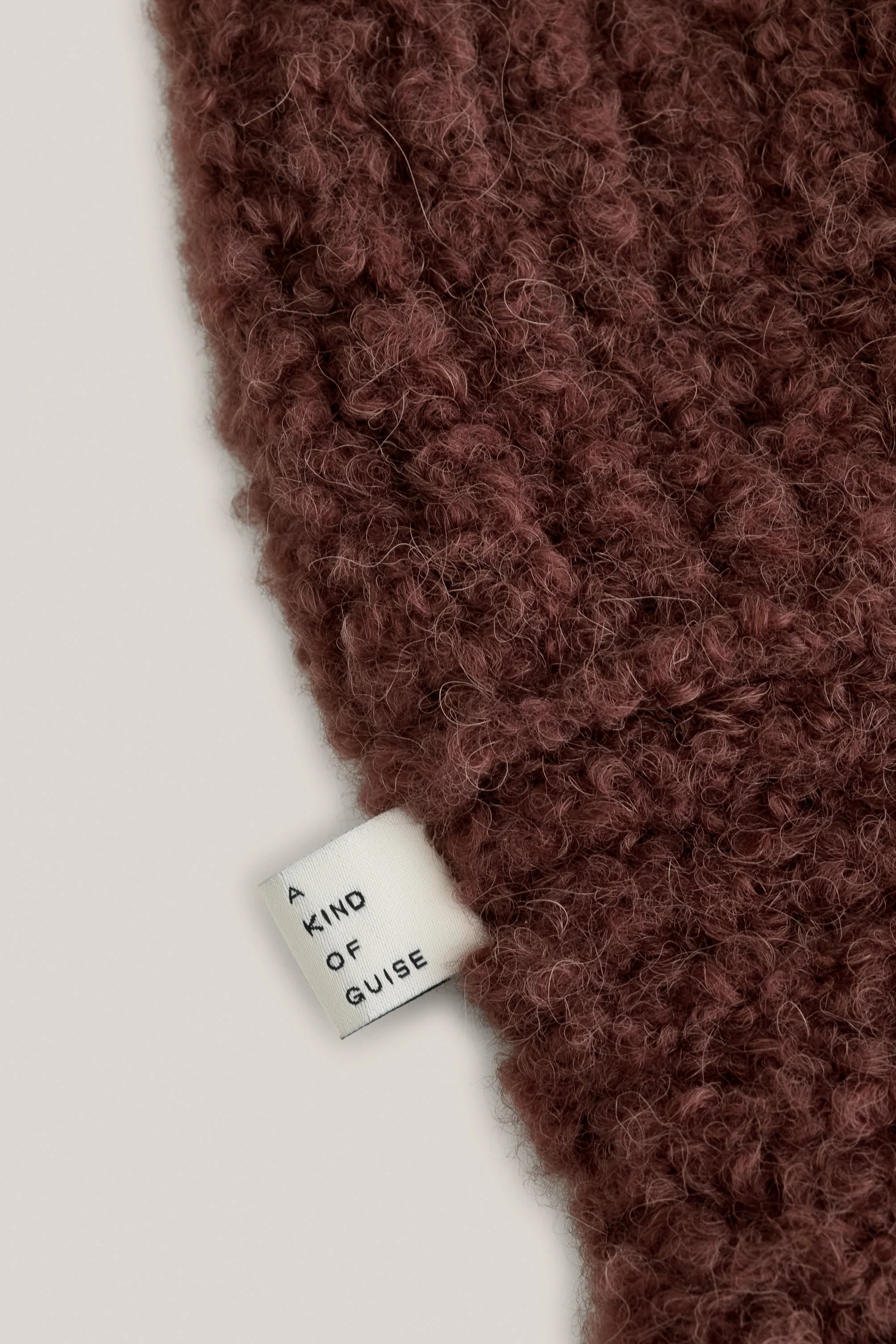 Baruun Hooded Scarf Burgundy Moose Boucle