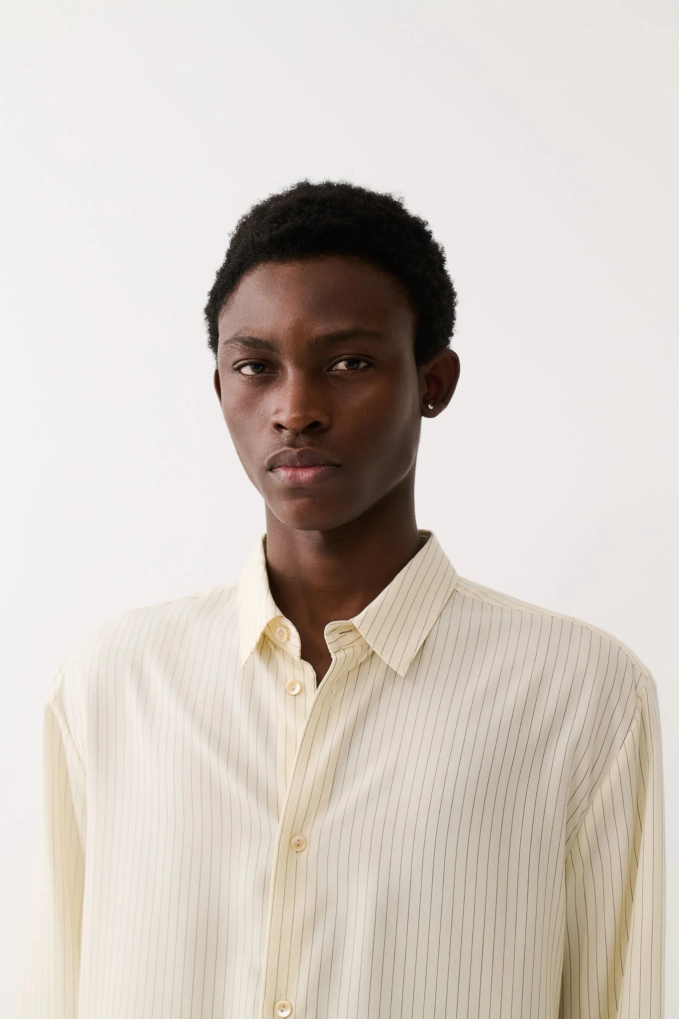 Fulvio Shirt Cream Black Pinstripe_5