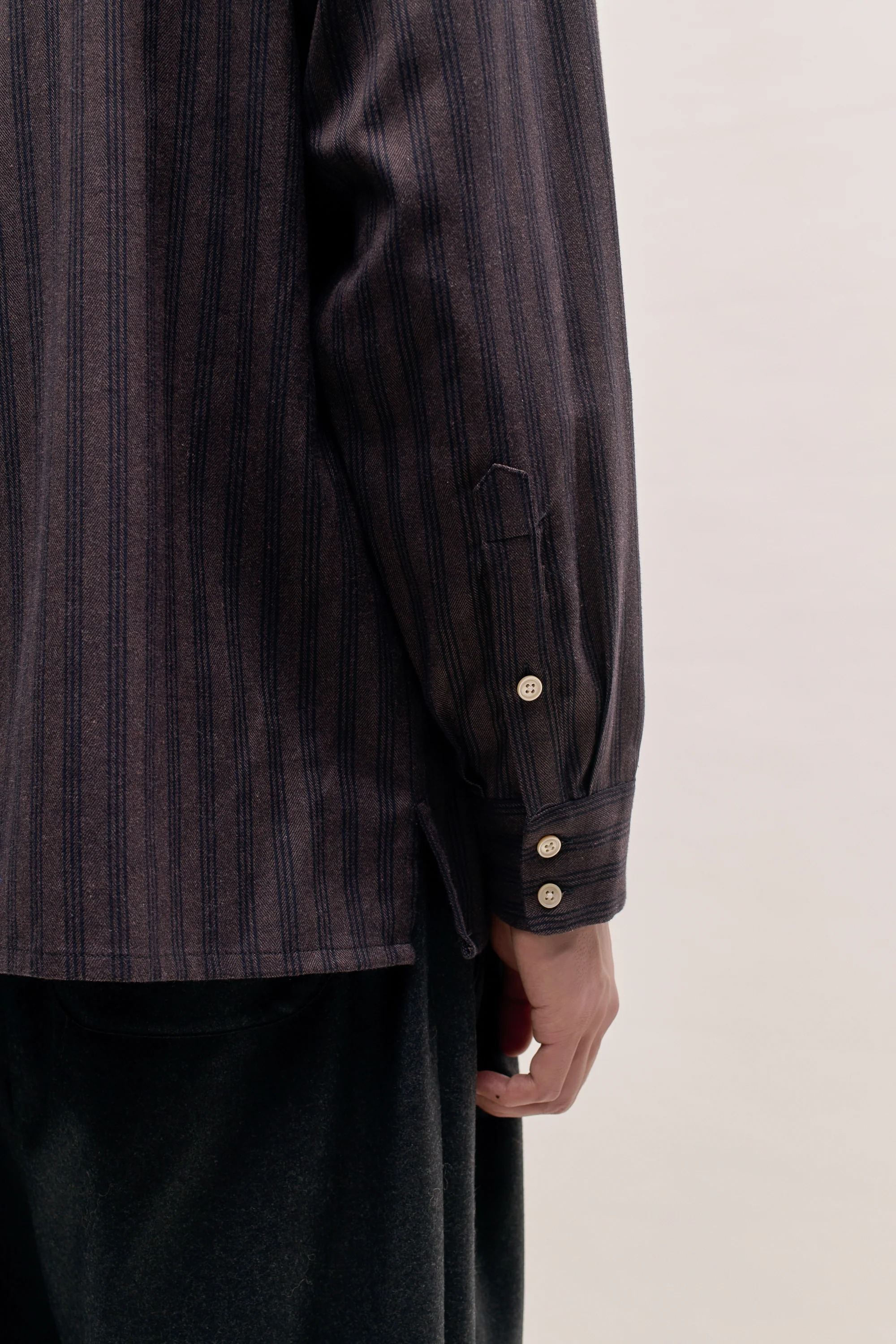 Gusto Shirt Dark Herringbone Stripe_4