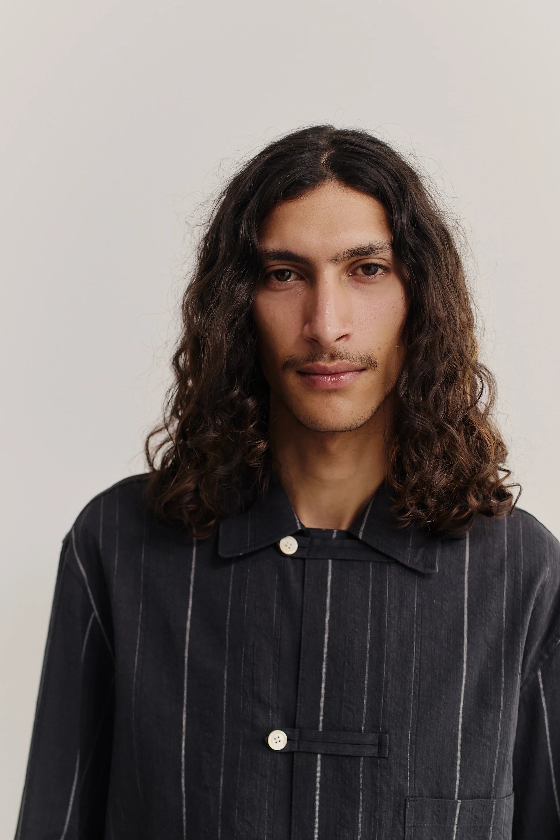 Matara Overshirt Black Chalk Stripe_4