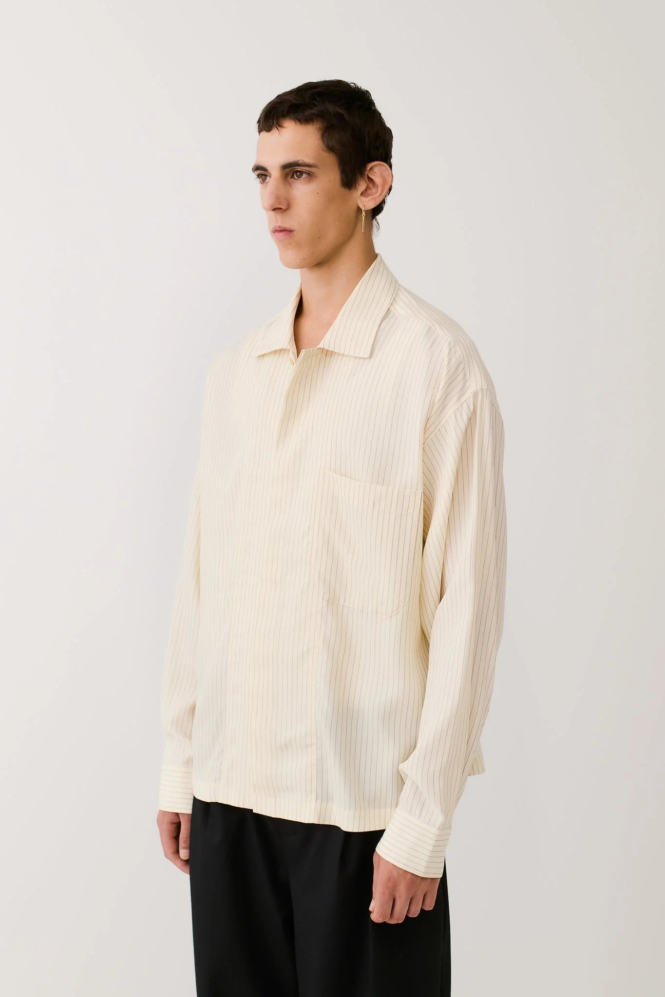 Rumba Shirt Cream Black Pinstripe_2