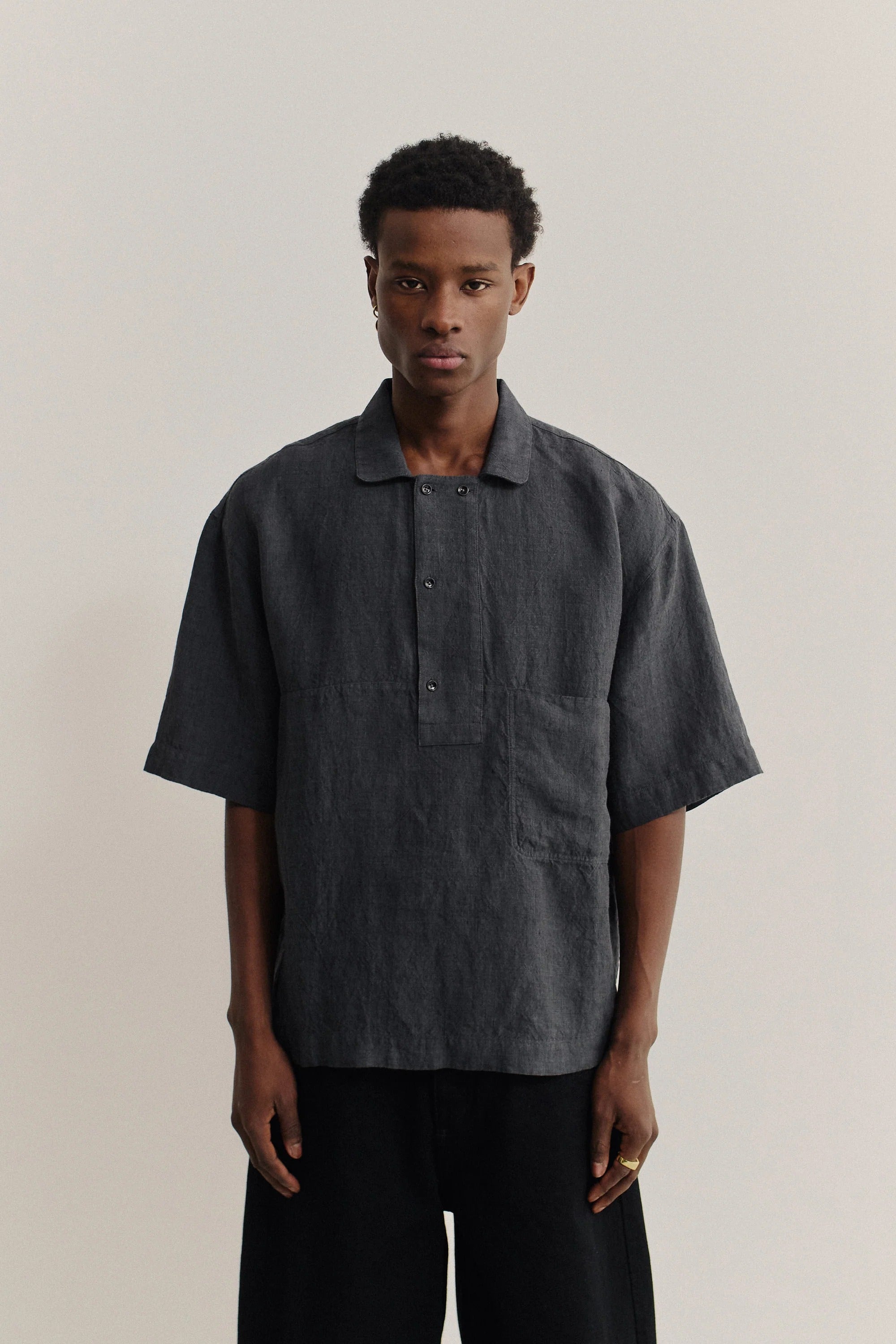 Taita Shirt Coal Linen