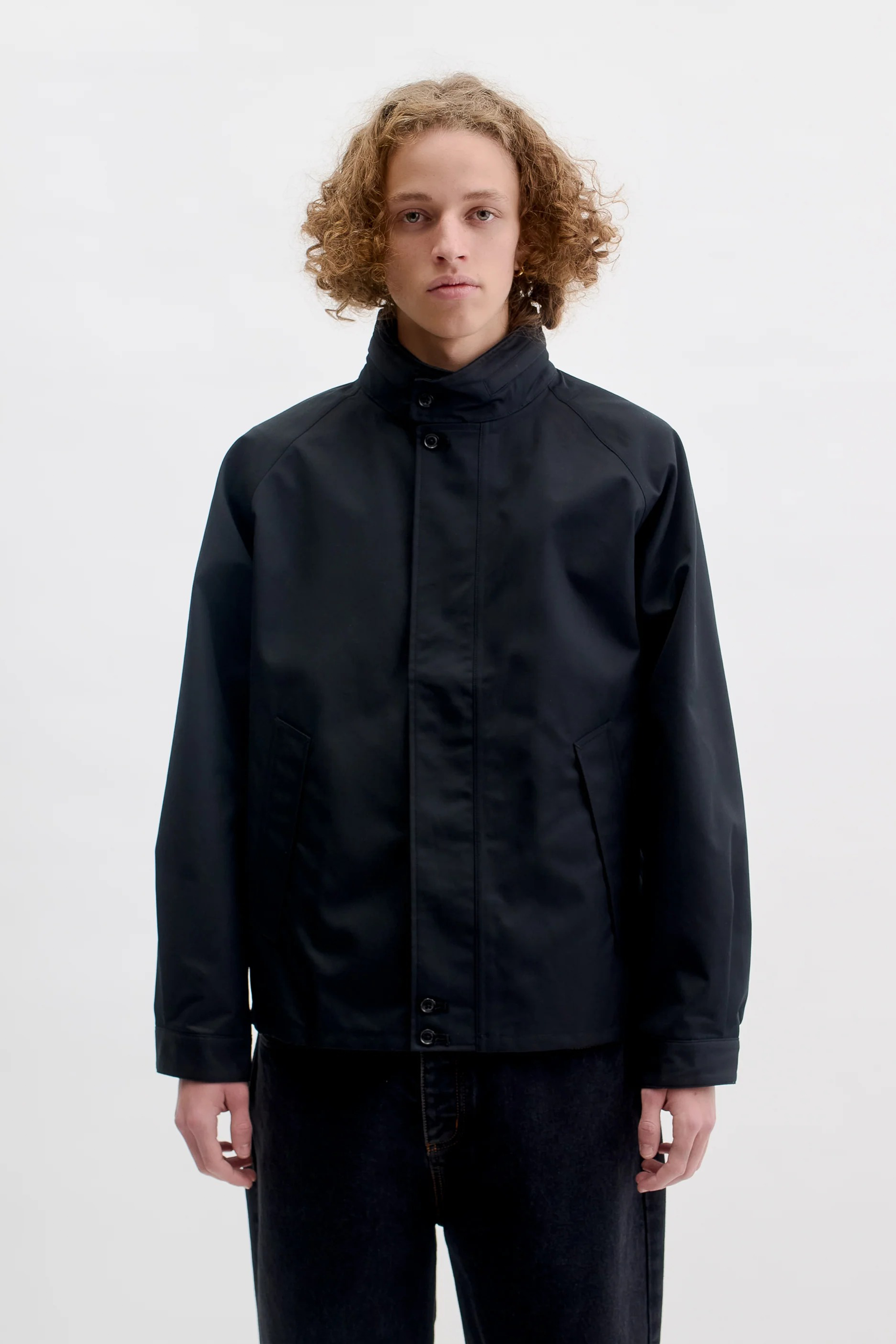 X Nanamica Gore-Tex Crew Jacket Black_1