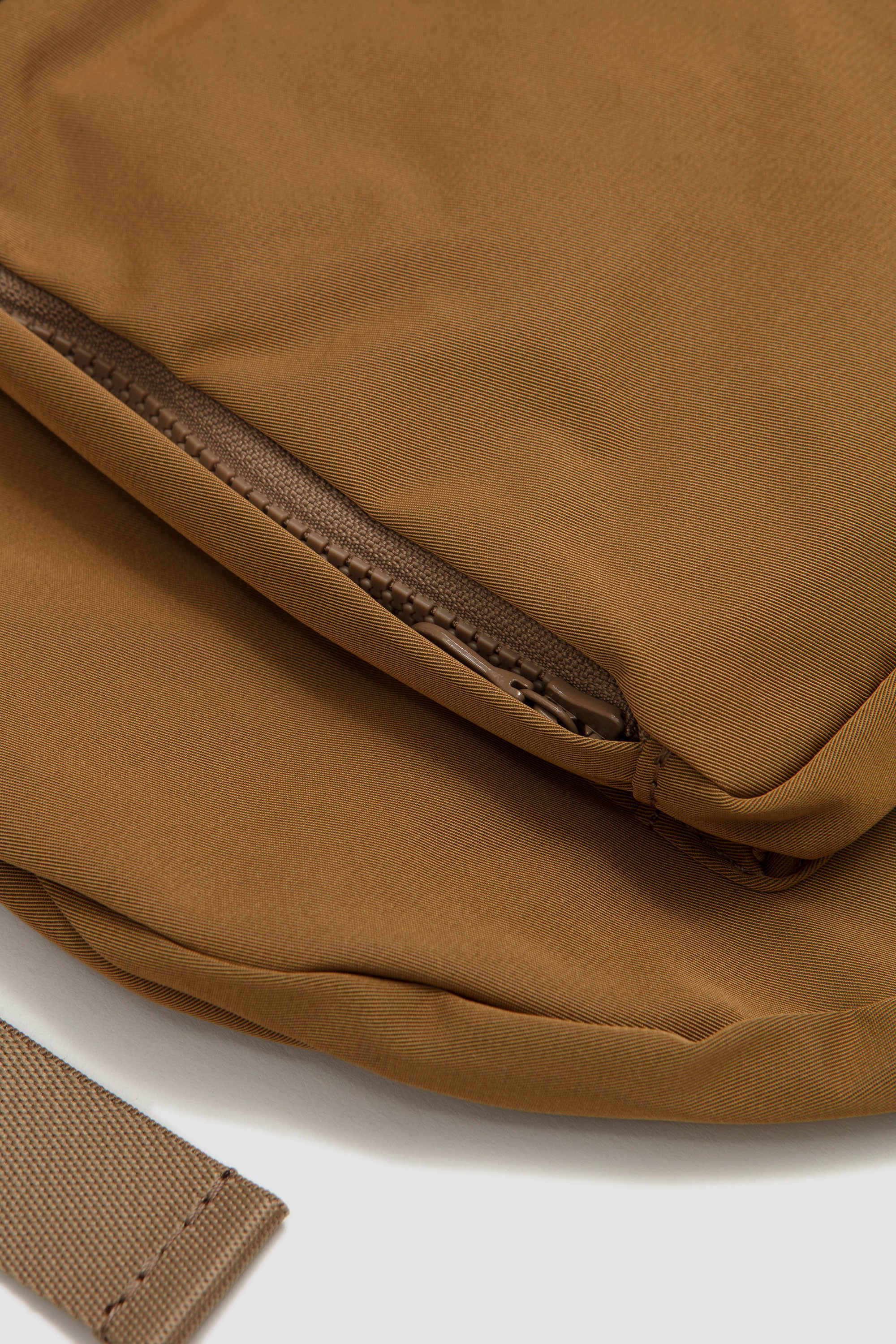 Gabardine Bodybag Beige