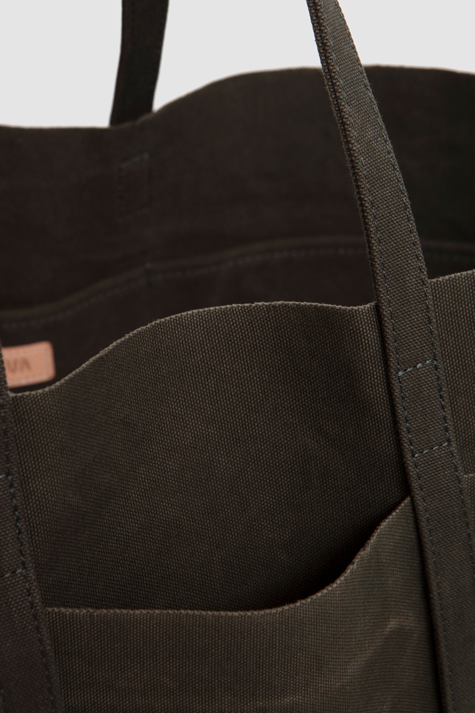 Washed Canvas 6 Pockets Tote (L) Olive_2