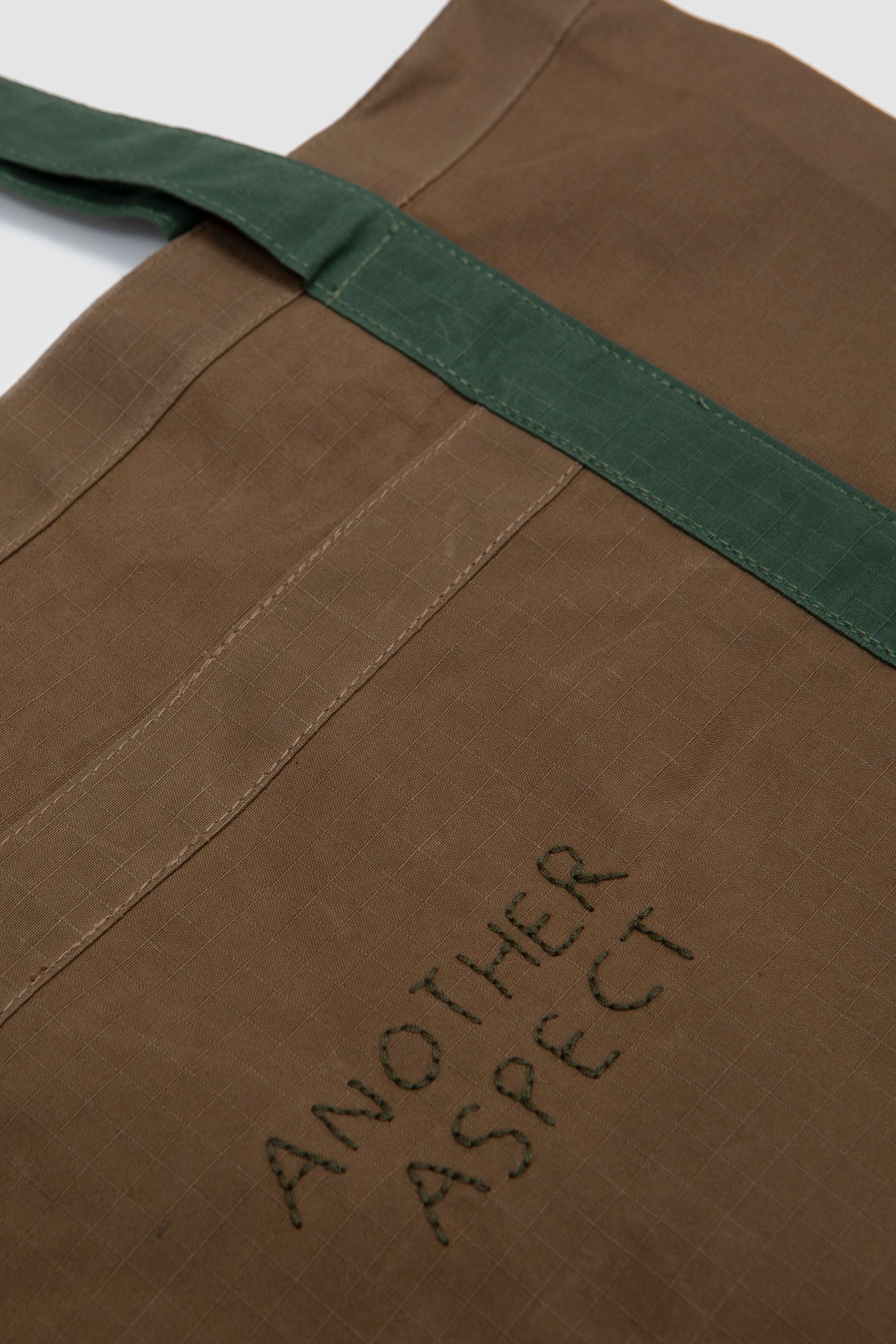 Another Boat Bag 1.0 Brown/ Green_2