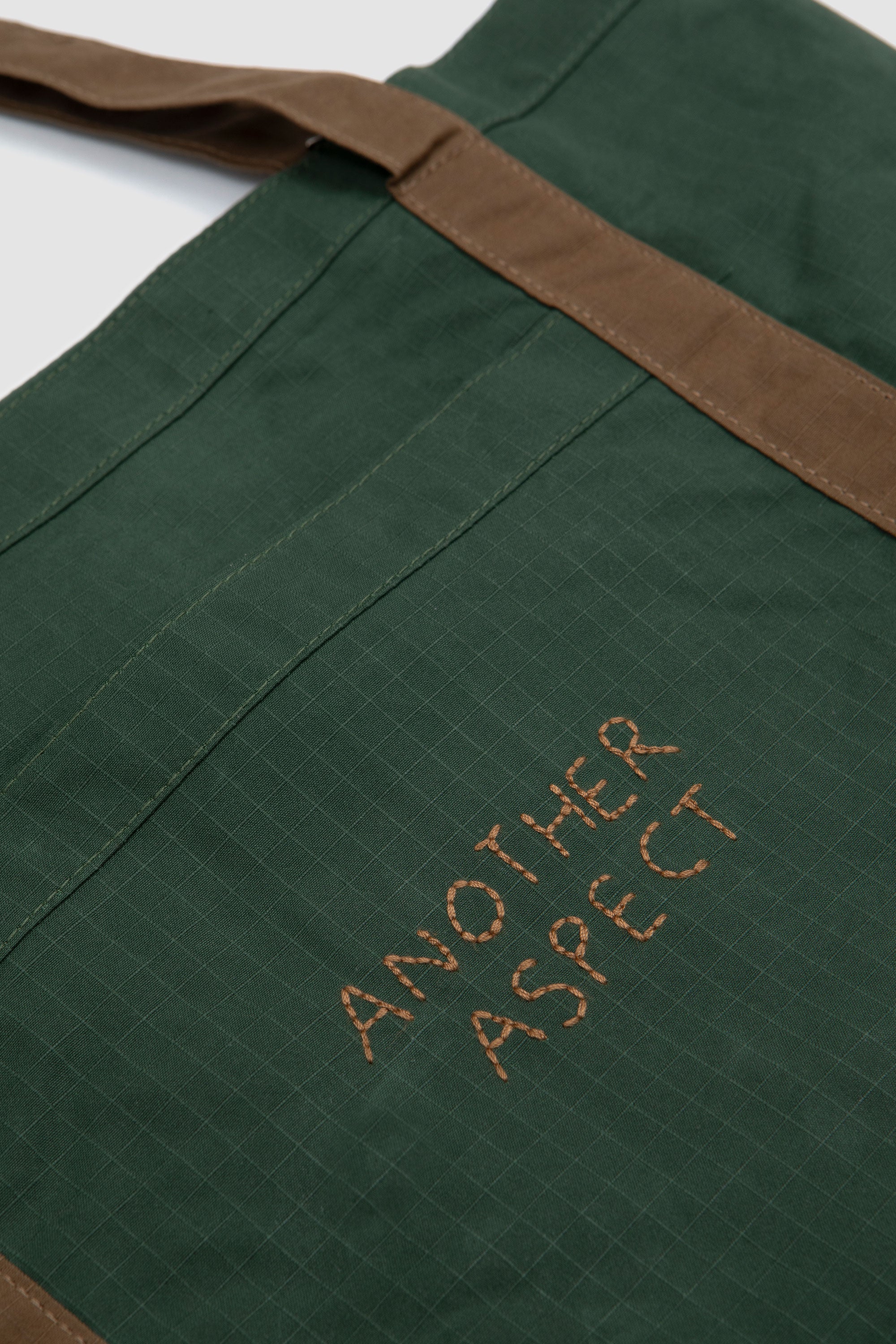 Another Boat Bag 1.0 Green/ Brown_2