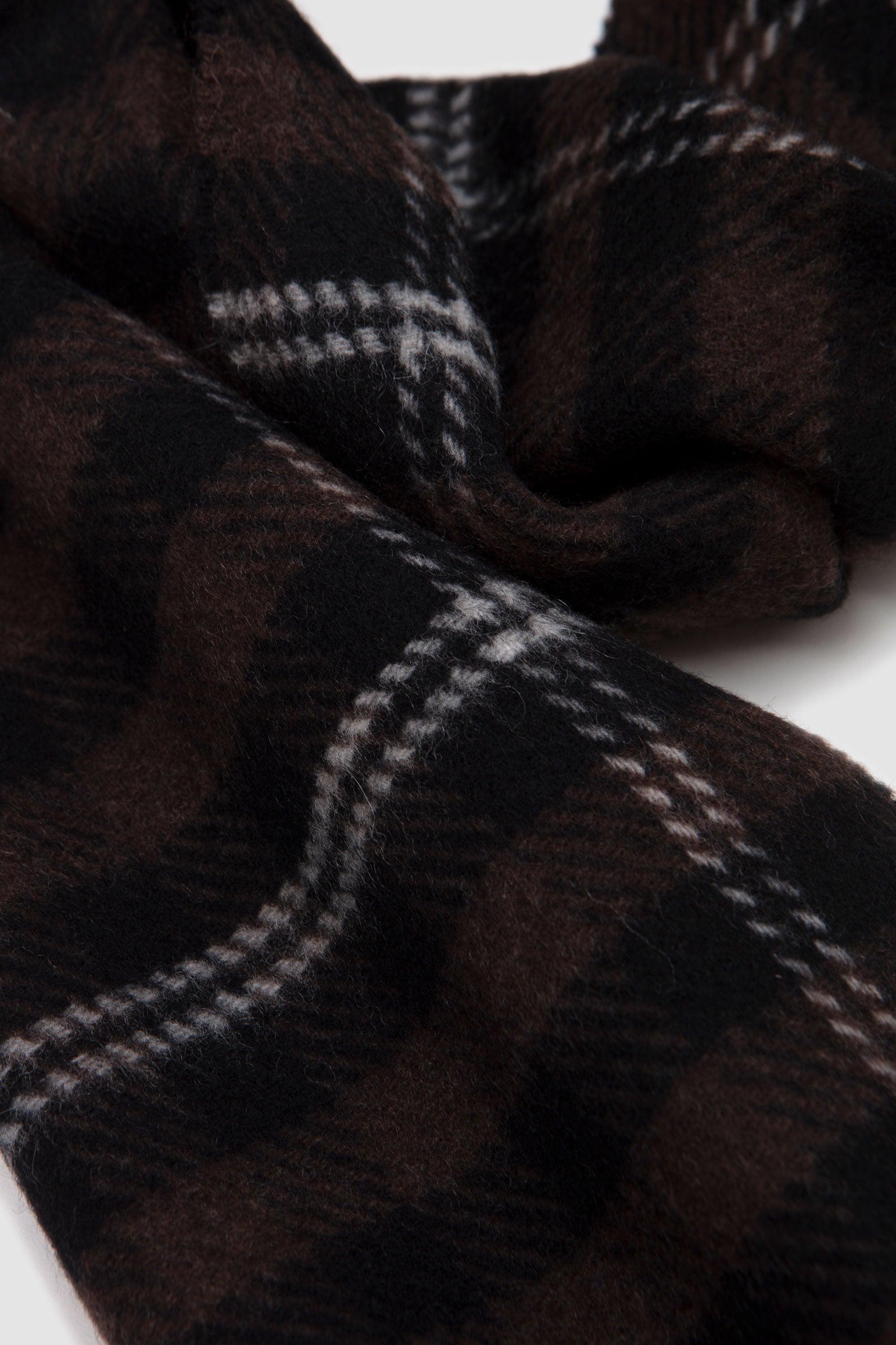 Another Scarf 1.0 Dark Check_4