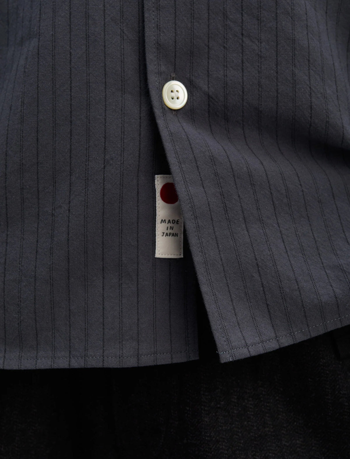Another Shirt 4.0 JPN Small Dark Grey Stripe