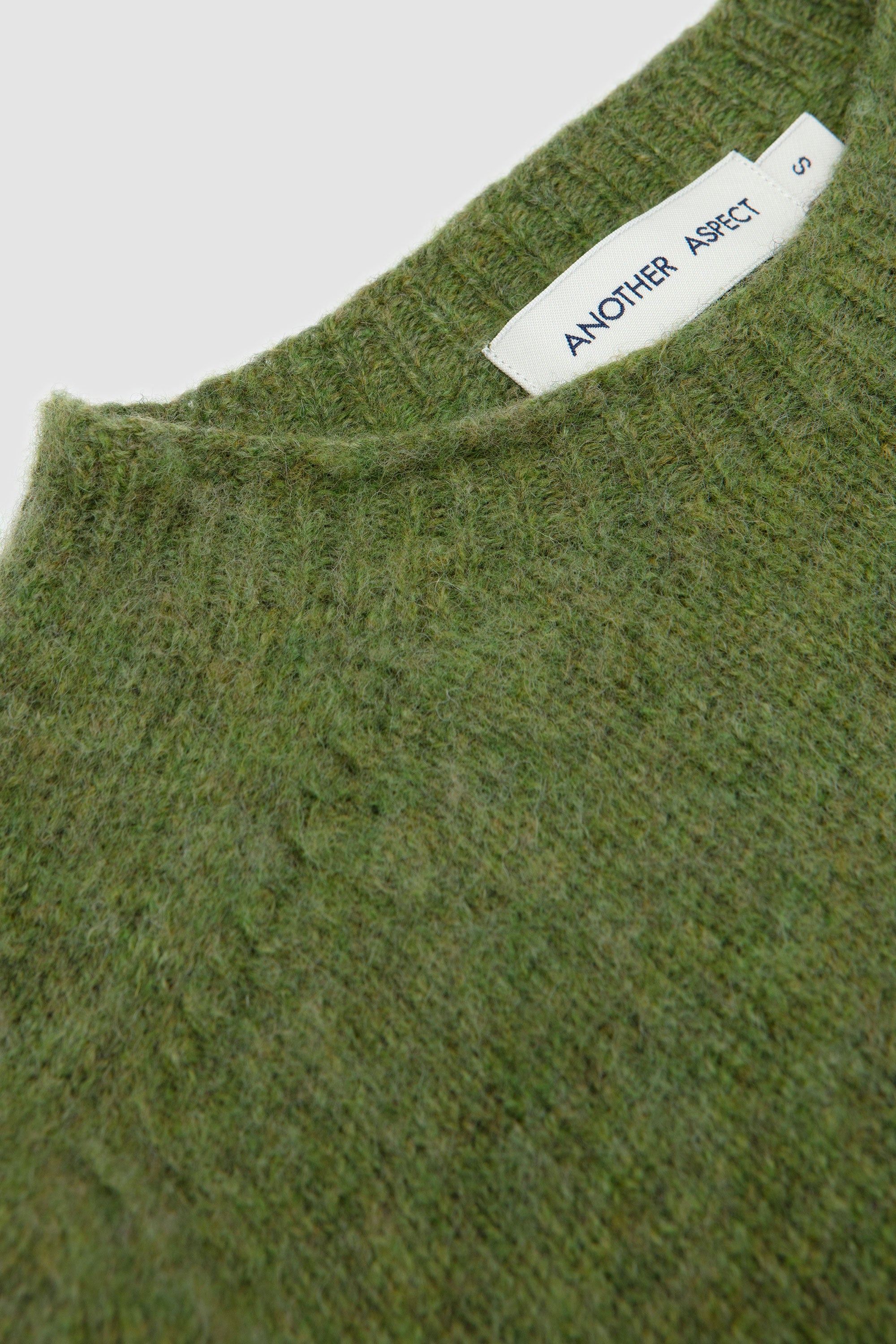 Another Sweater 2.0 Moss Green_1