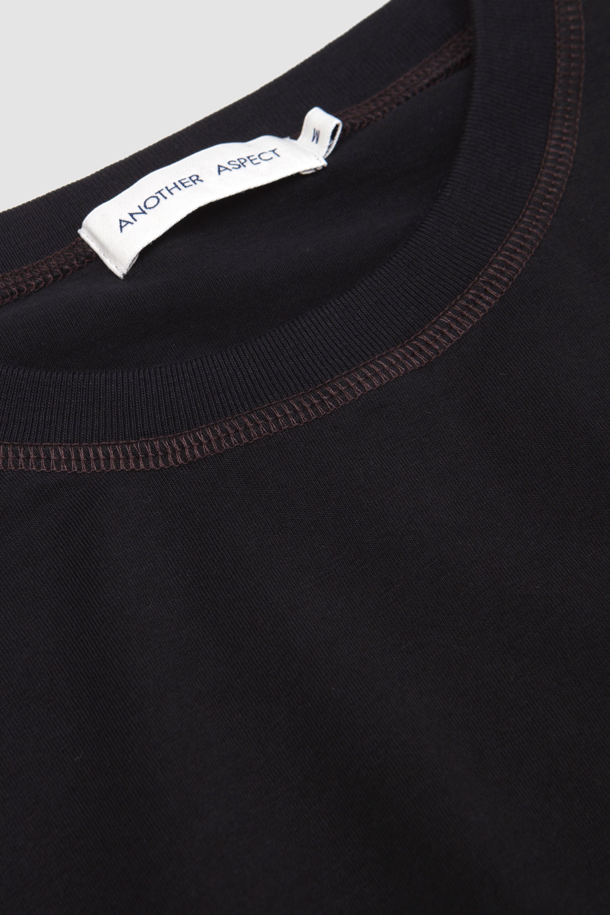 Another T-Shirt 3.0 Black/ Brown_2