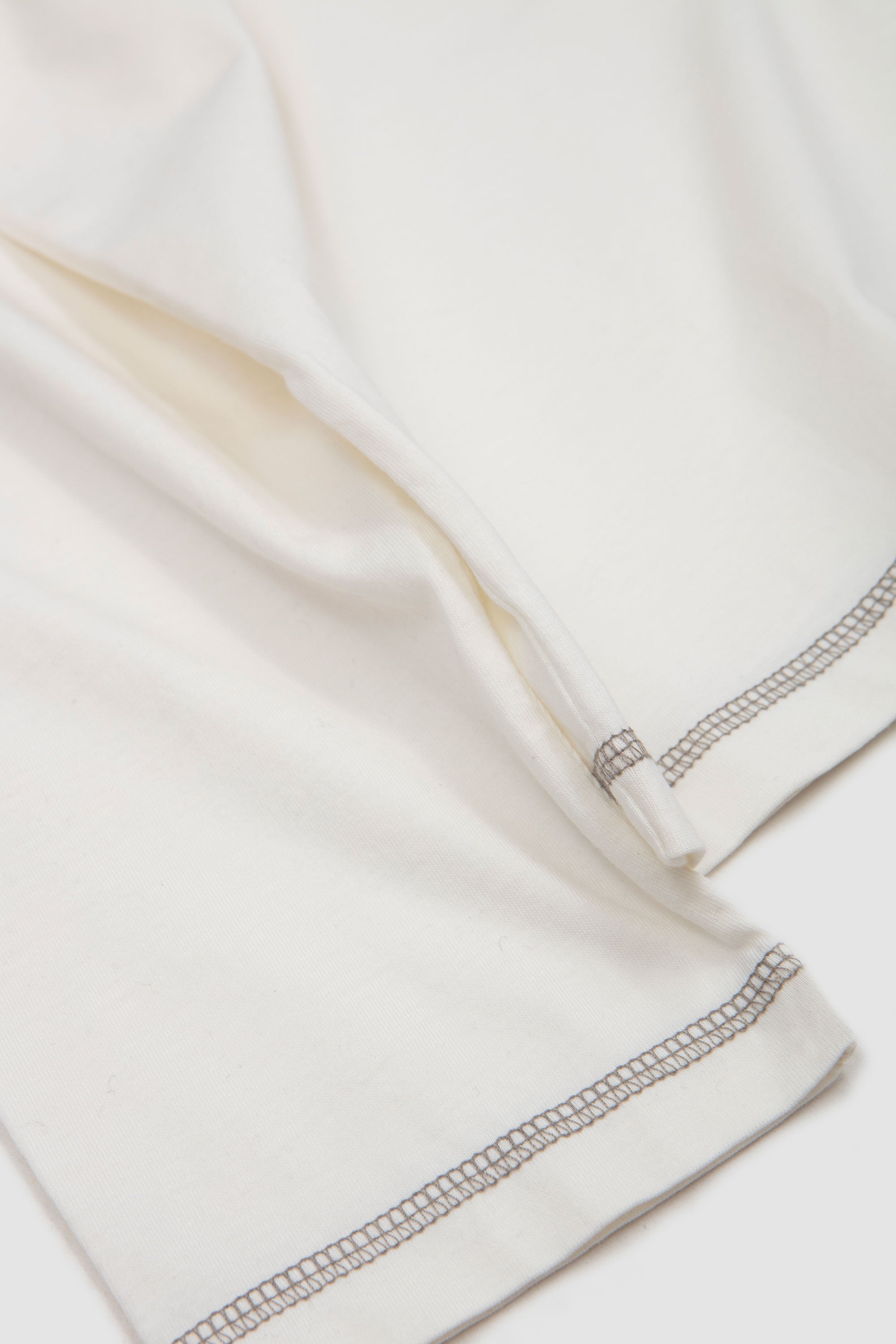 Another T-Shirt 3.0 White/ Brown_3