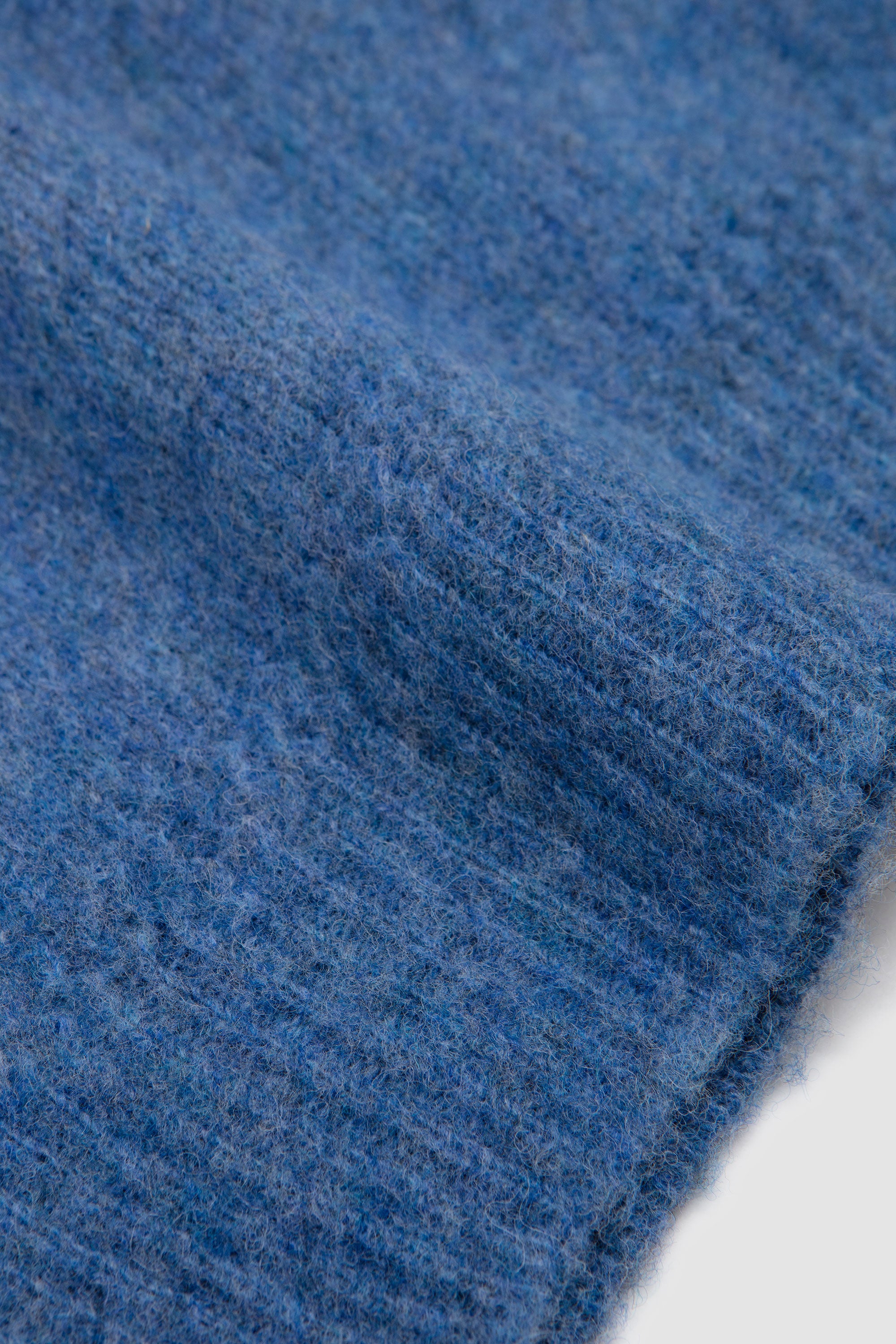 Another Sweater 2.0 Blue_3