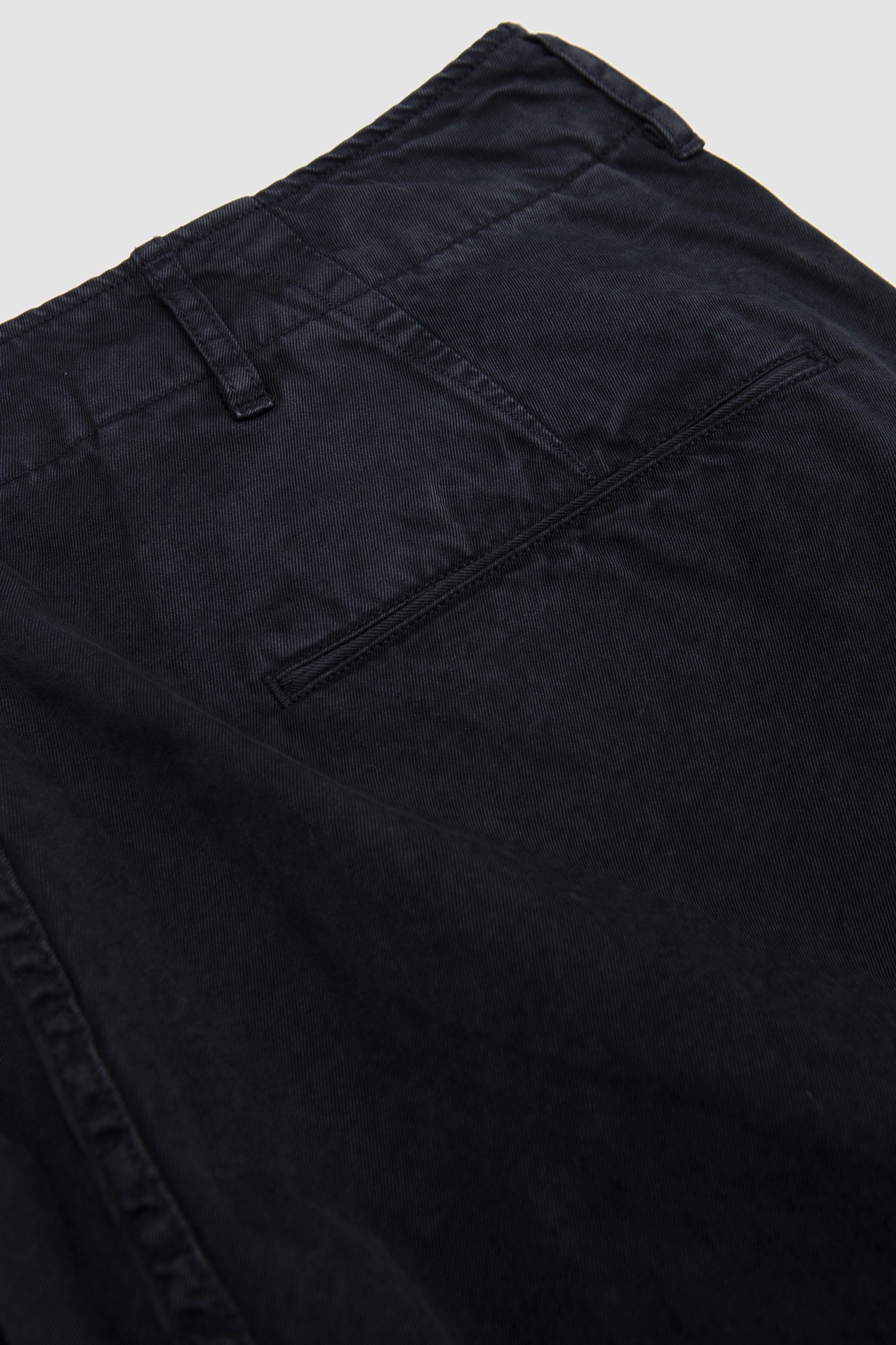 SPORTIVO [Garment-dyed finx light chino pants black]