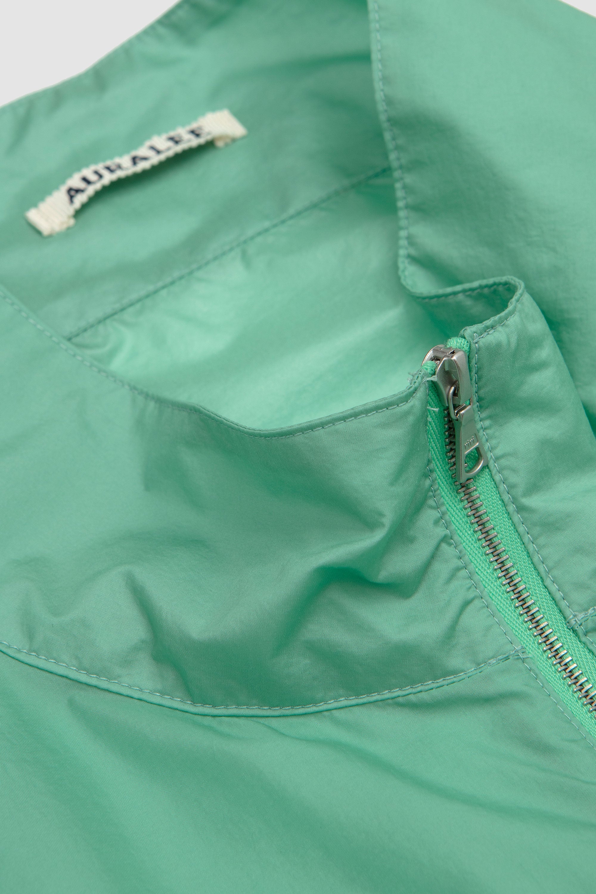 Light Sheer Nylon Hal Zip Pull Over Jade Green