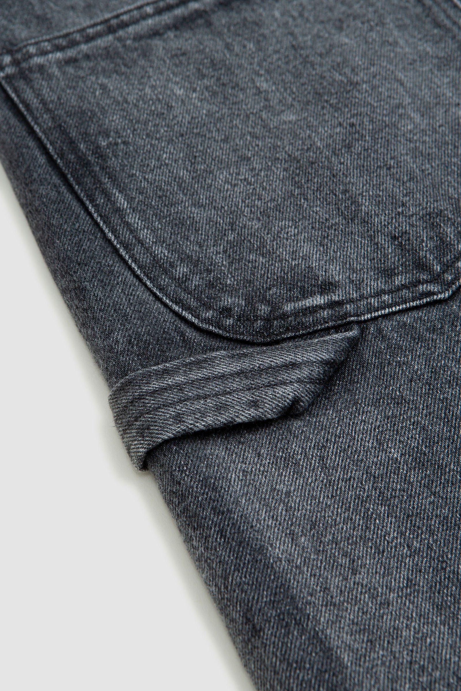 SPORTIVO STORE_Selvedge Faded Heavy Denim Painter Pants Faded Black_4