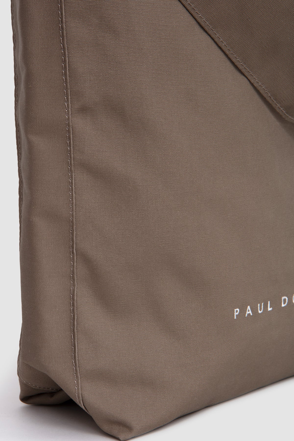 Paul Doumer Amber Brown/ White
