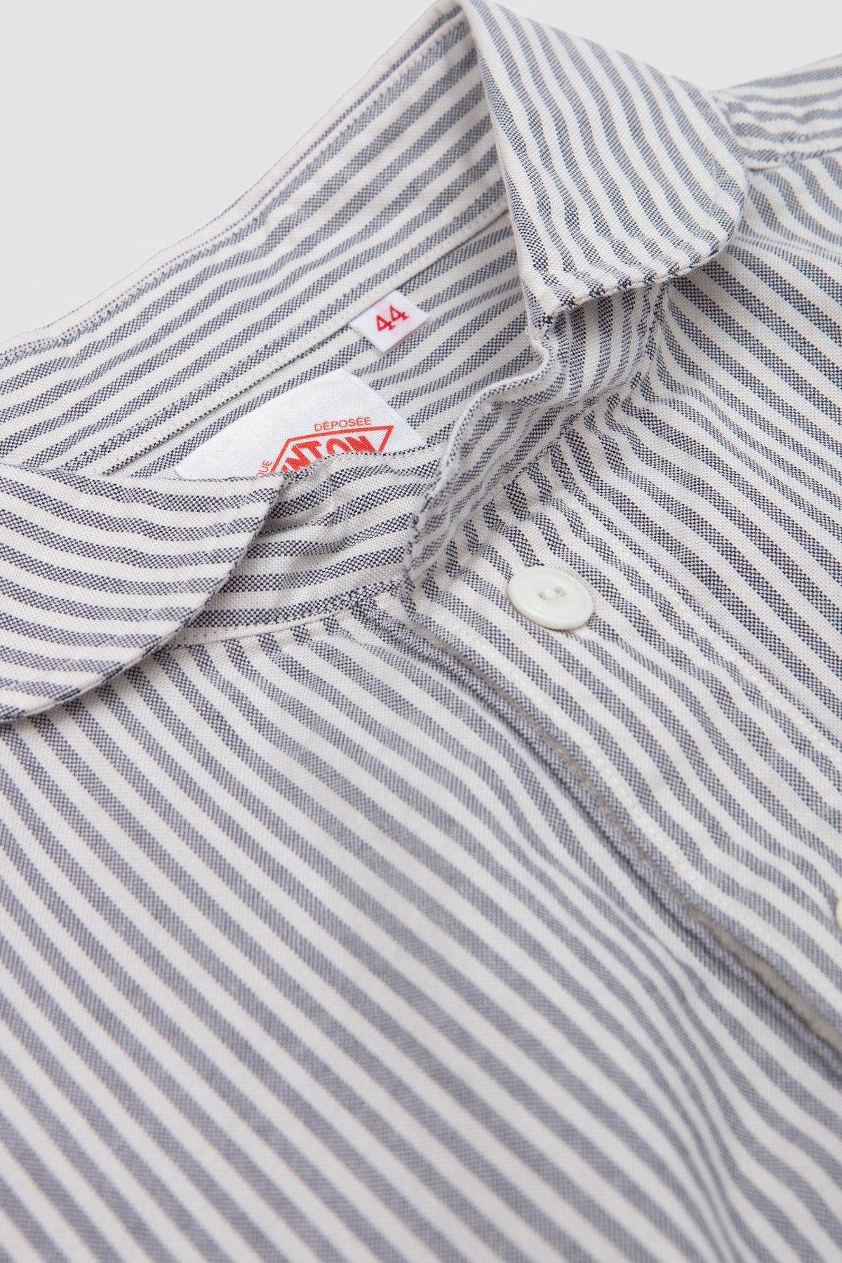 Round Collar Shirt Plaid Oxford Navy/ Ecru Stripe