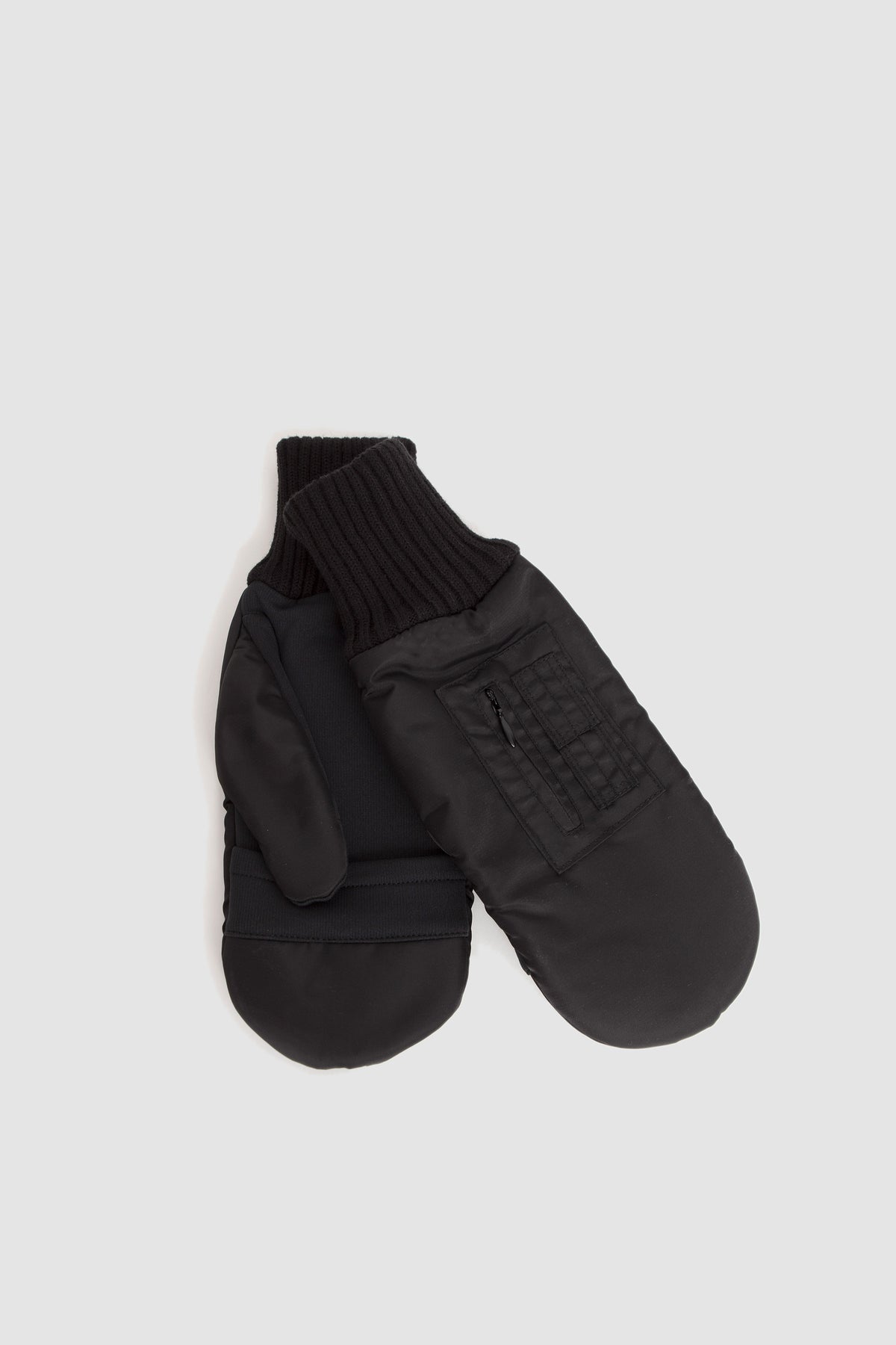 Go Uat MA-1 Mitten Black
