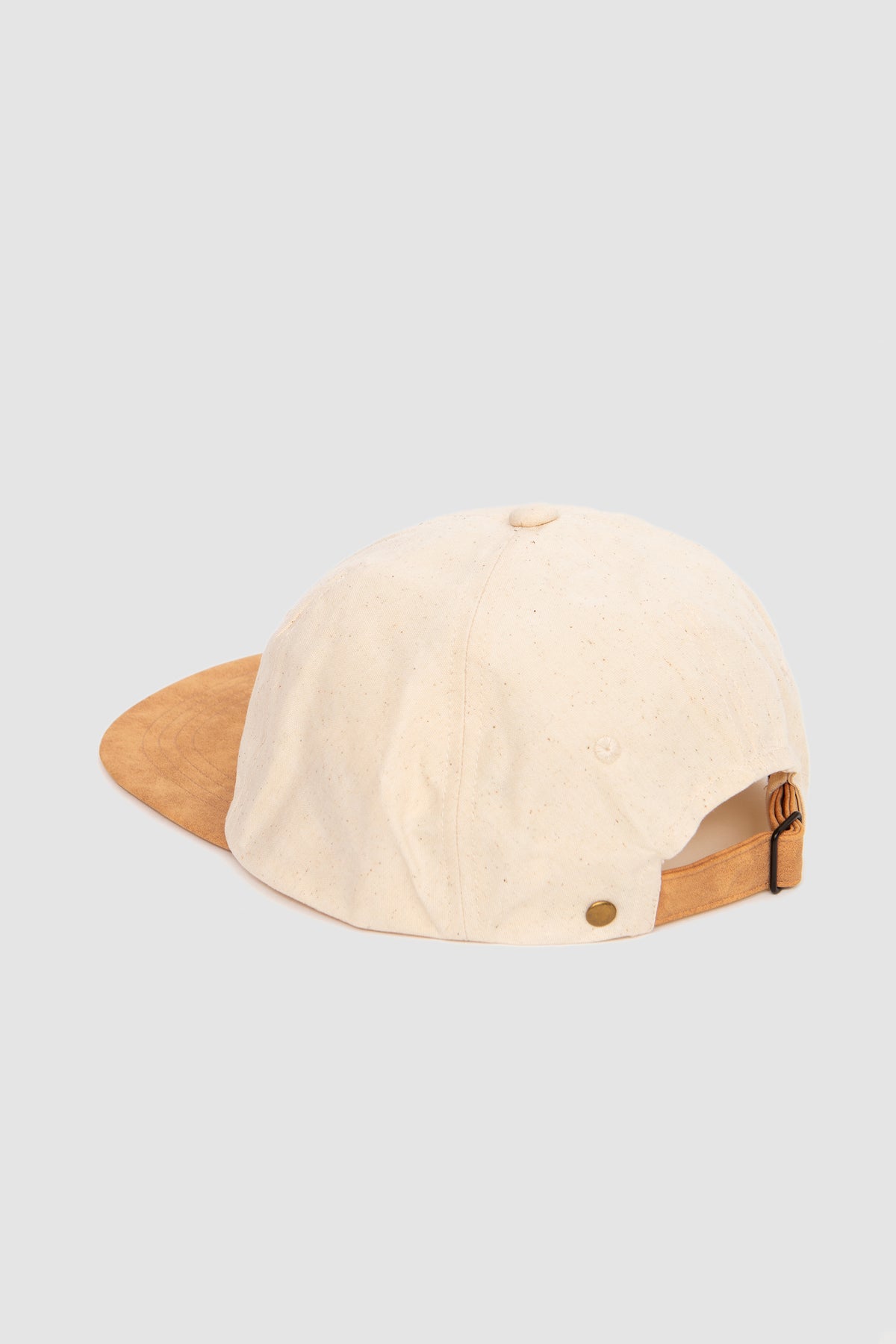 Parrafin 2Tone 3Panel Cap Off_3