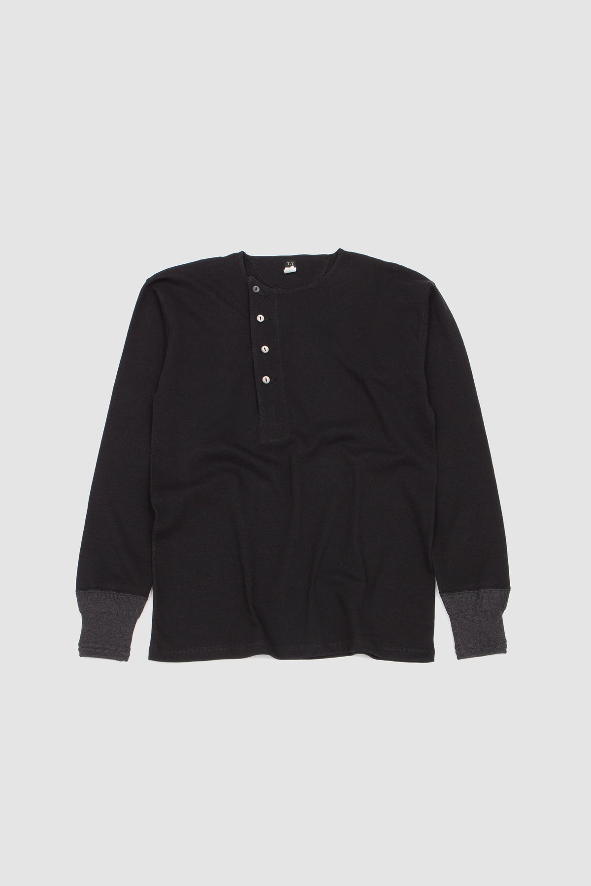 Lot. 618 Side Henry Neck Black