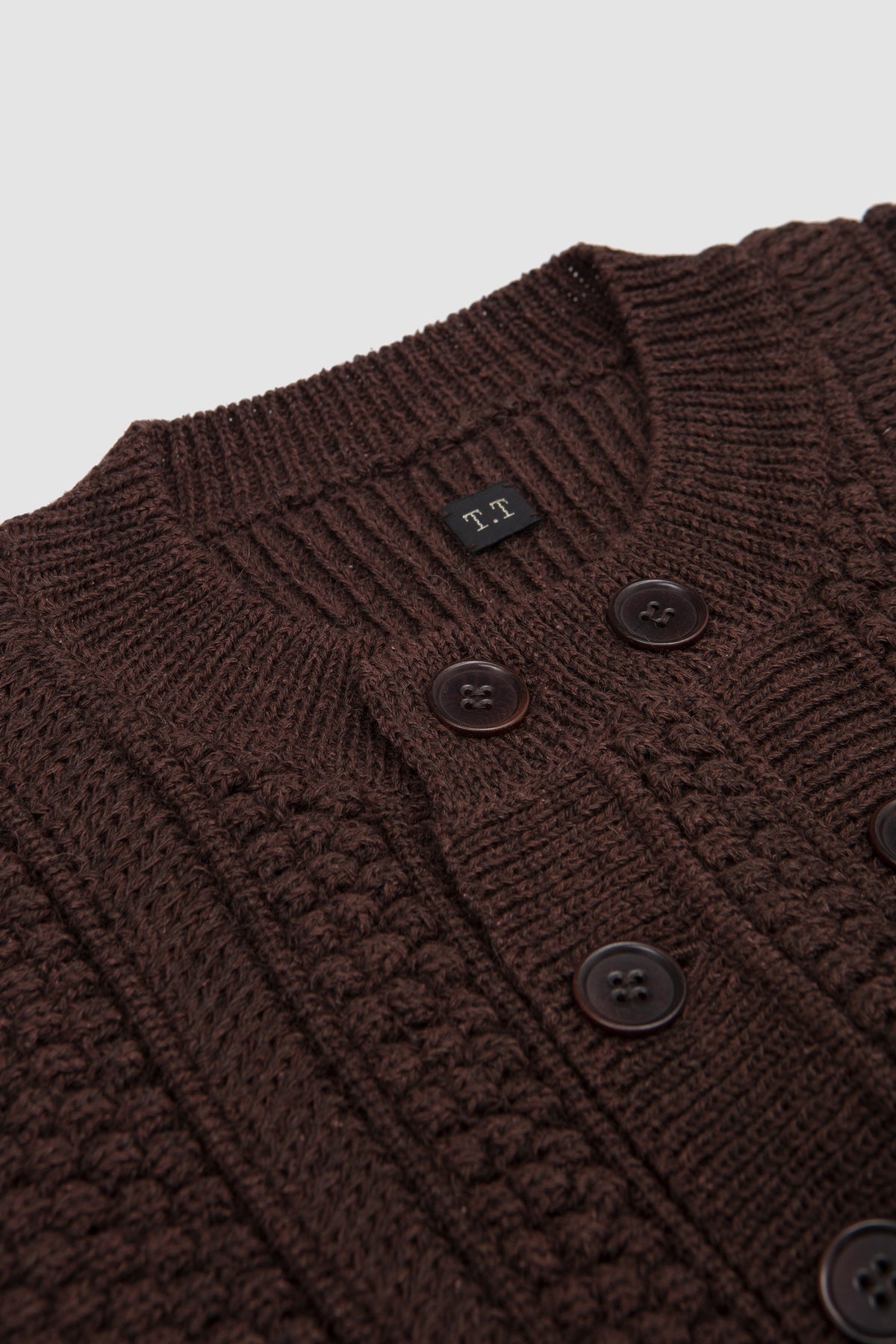 Lot. DB Cardigan Brown