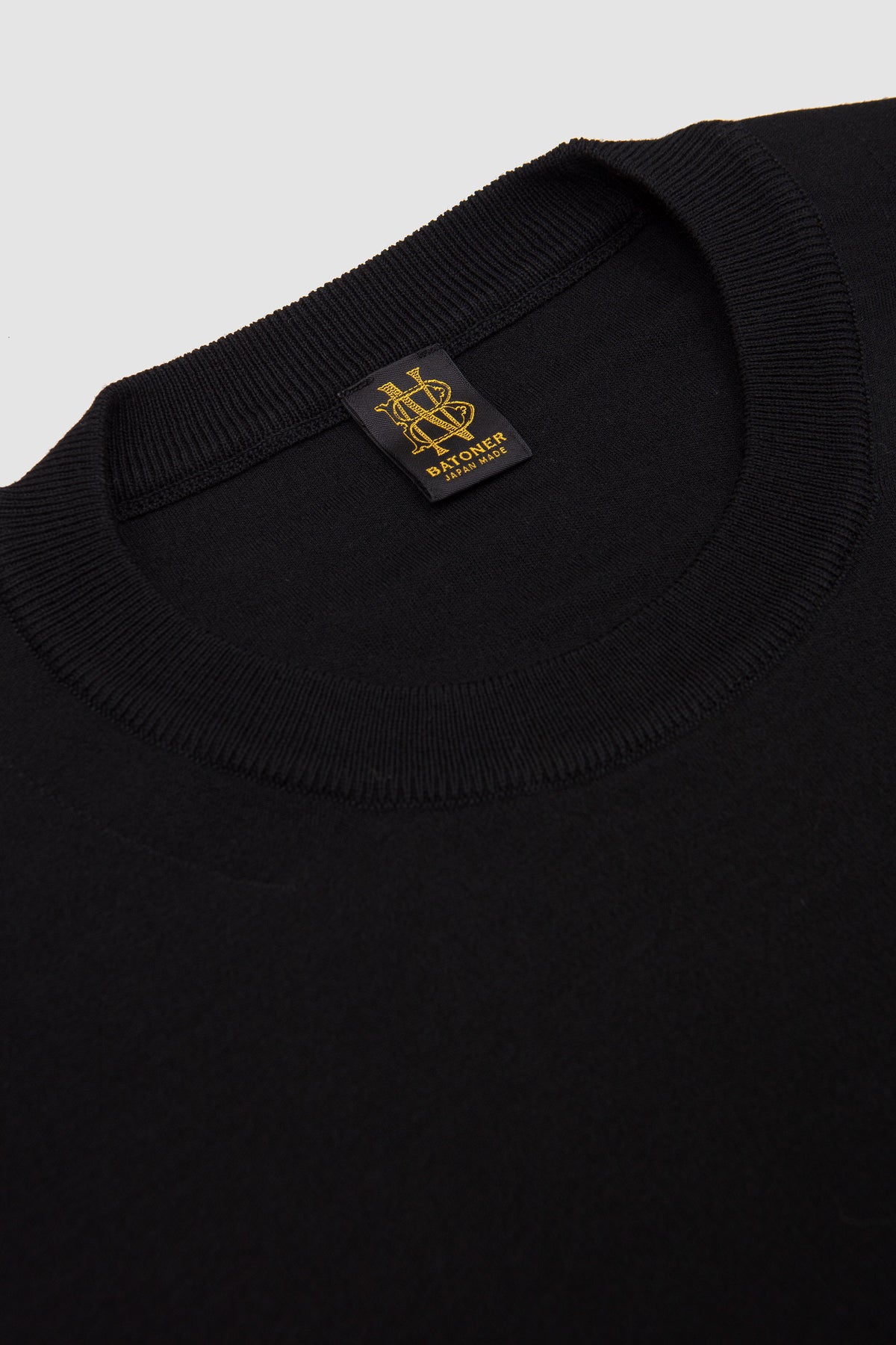 32G Smooth Wool Crew Neck Black_2