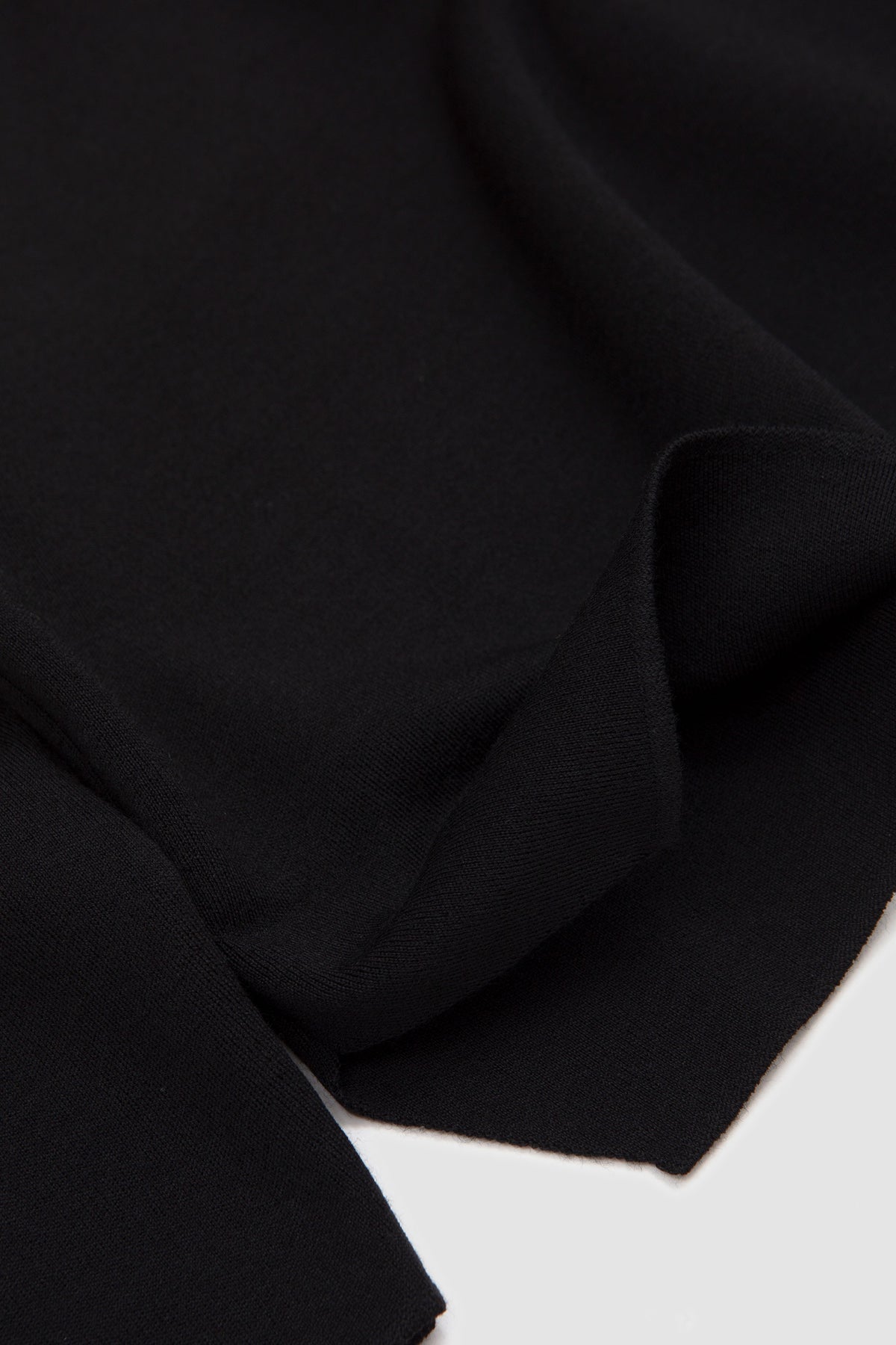 32G Smooth Wool Crew Neck Black_3
