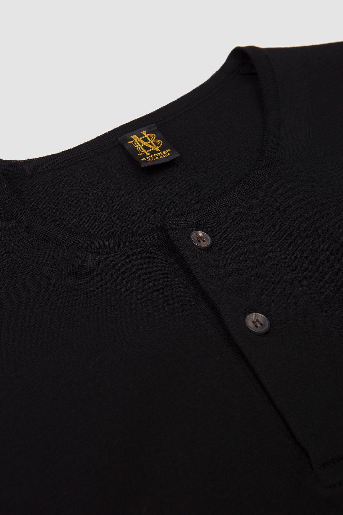 32G Smooth Wool Henry Neck Black_2