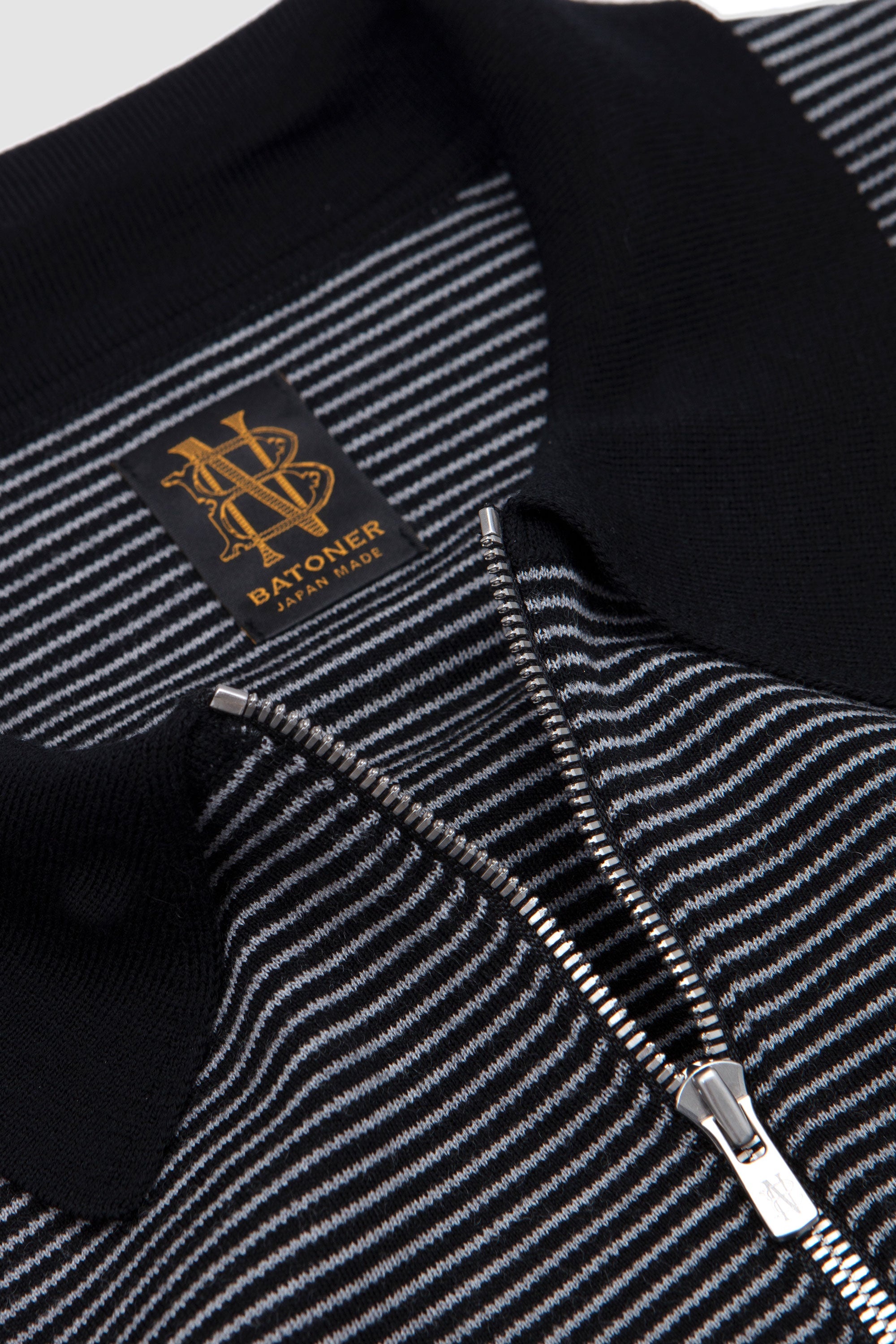 35G Wool Smooth Polo Zip Cardigan Black/ Grey