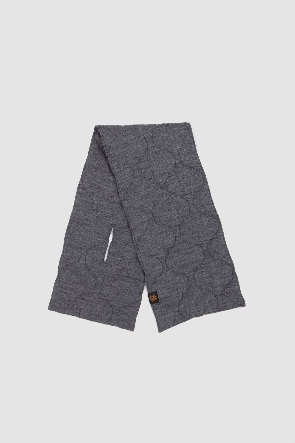 Quilting Muffler Gray