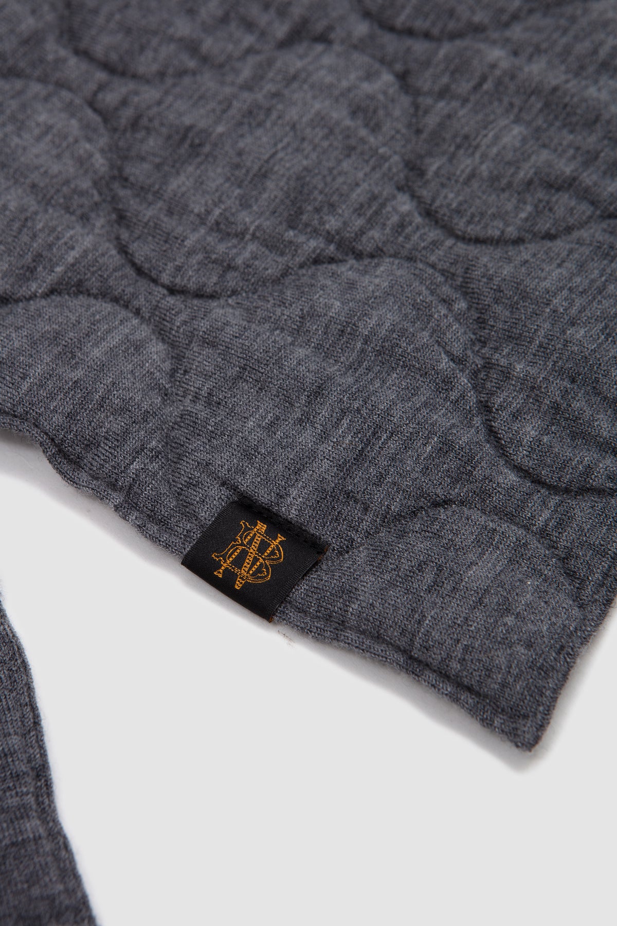 Quilting Muffler Gray_3