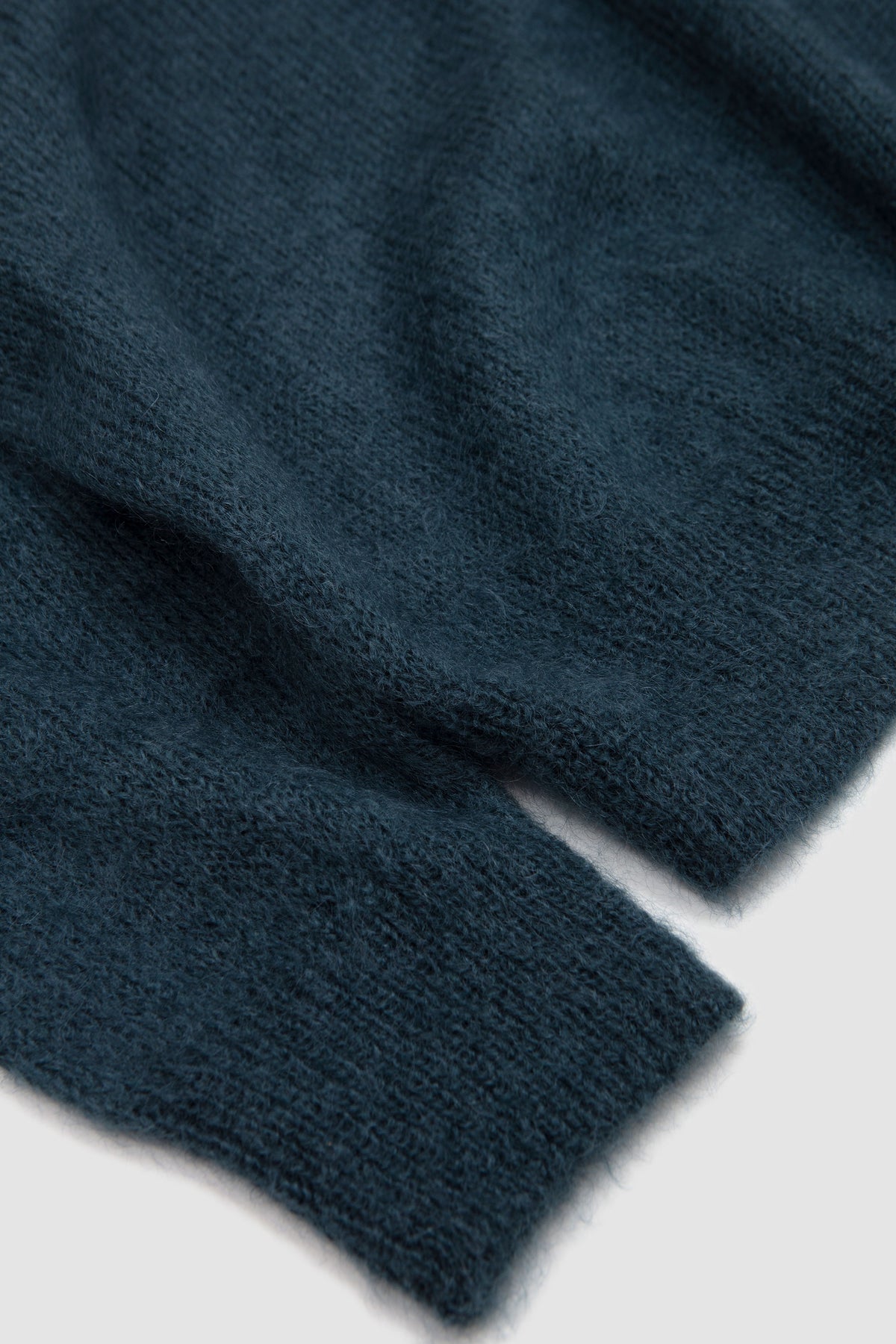 Pure Mohair Crew Neck Ceder Blue_3