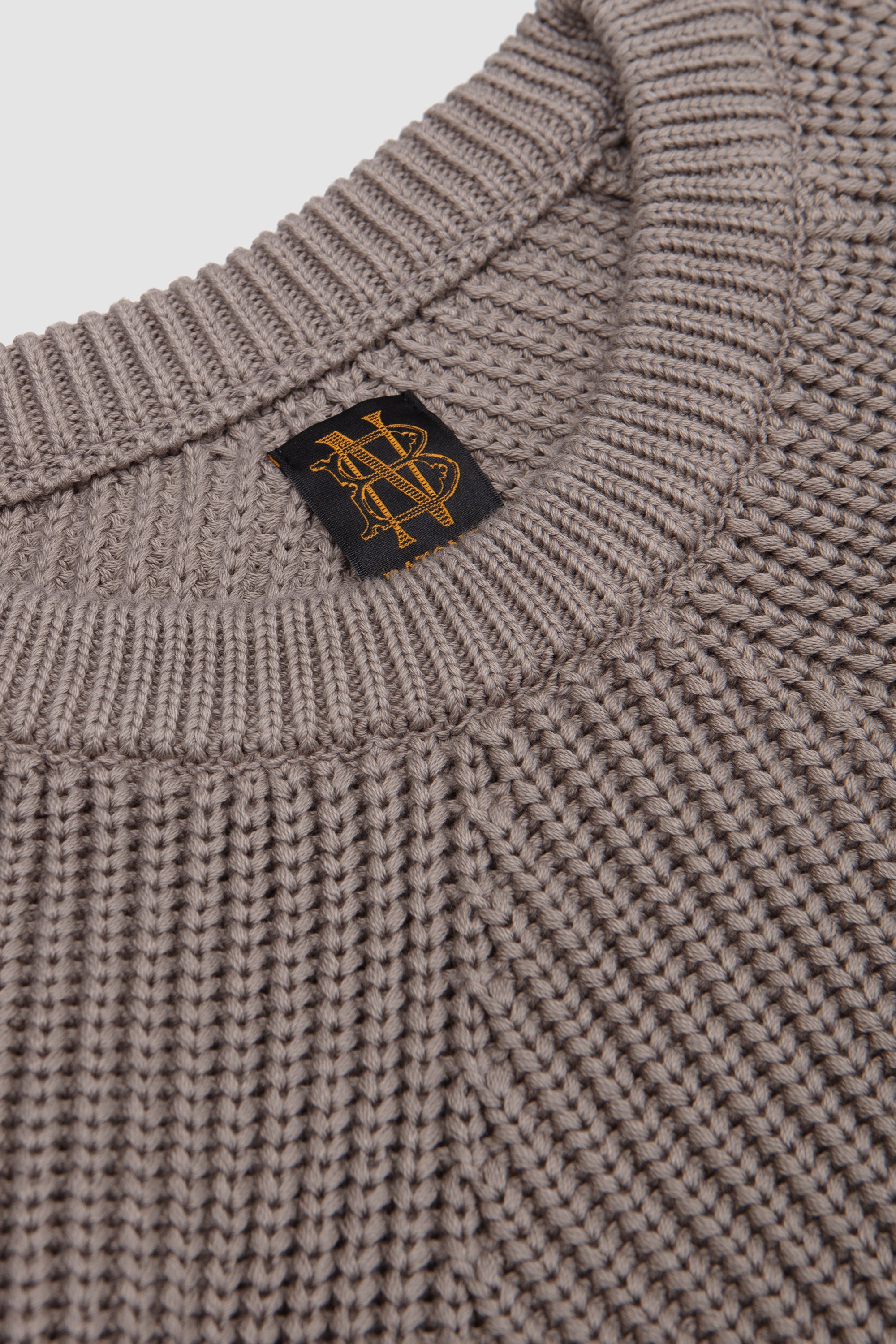 Signature Crew Neck Beige_1