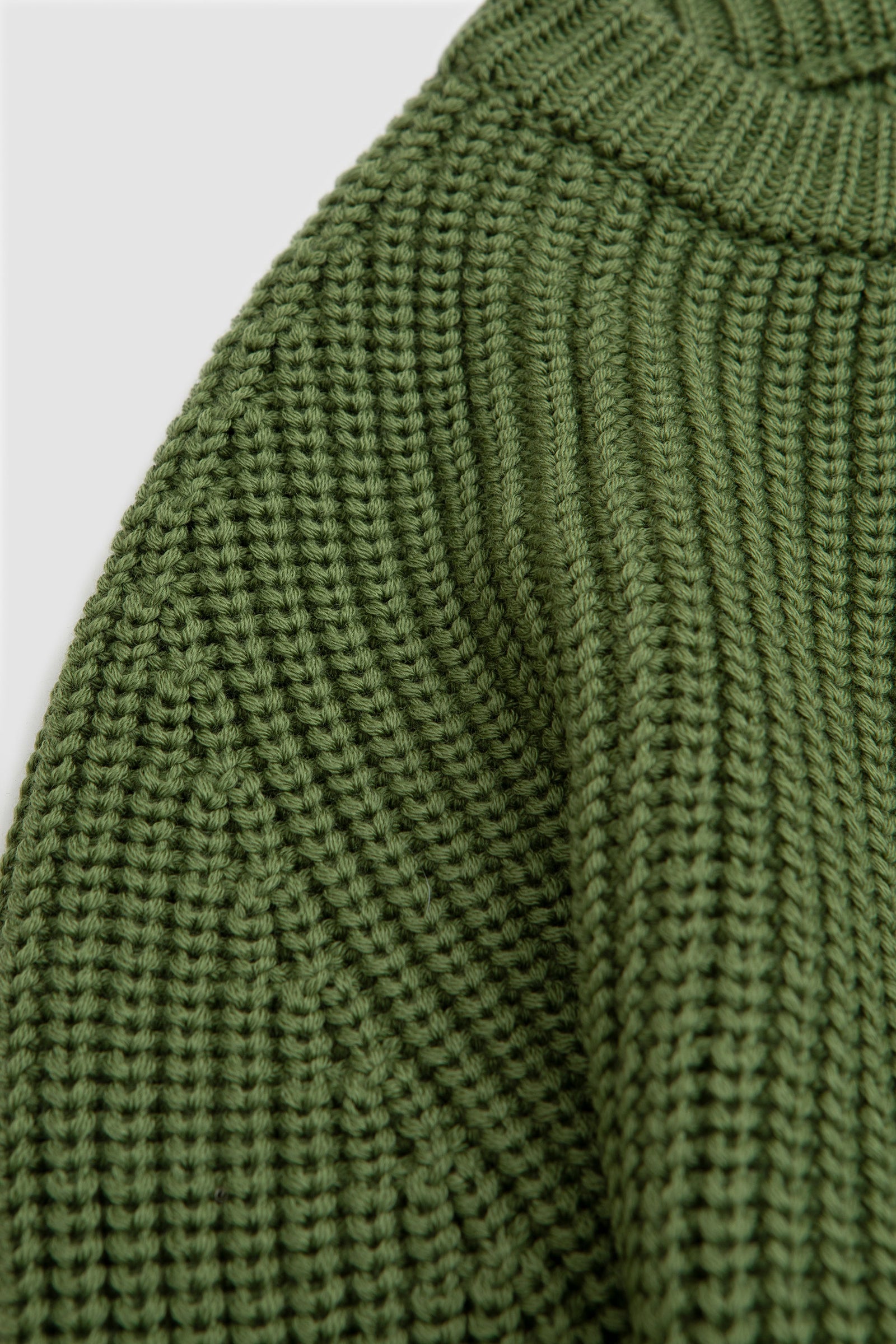 SPORTIVO [Signature crew neck ceder green]