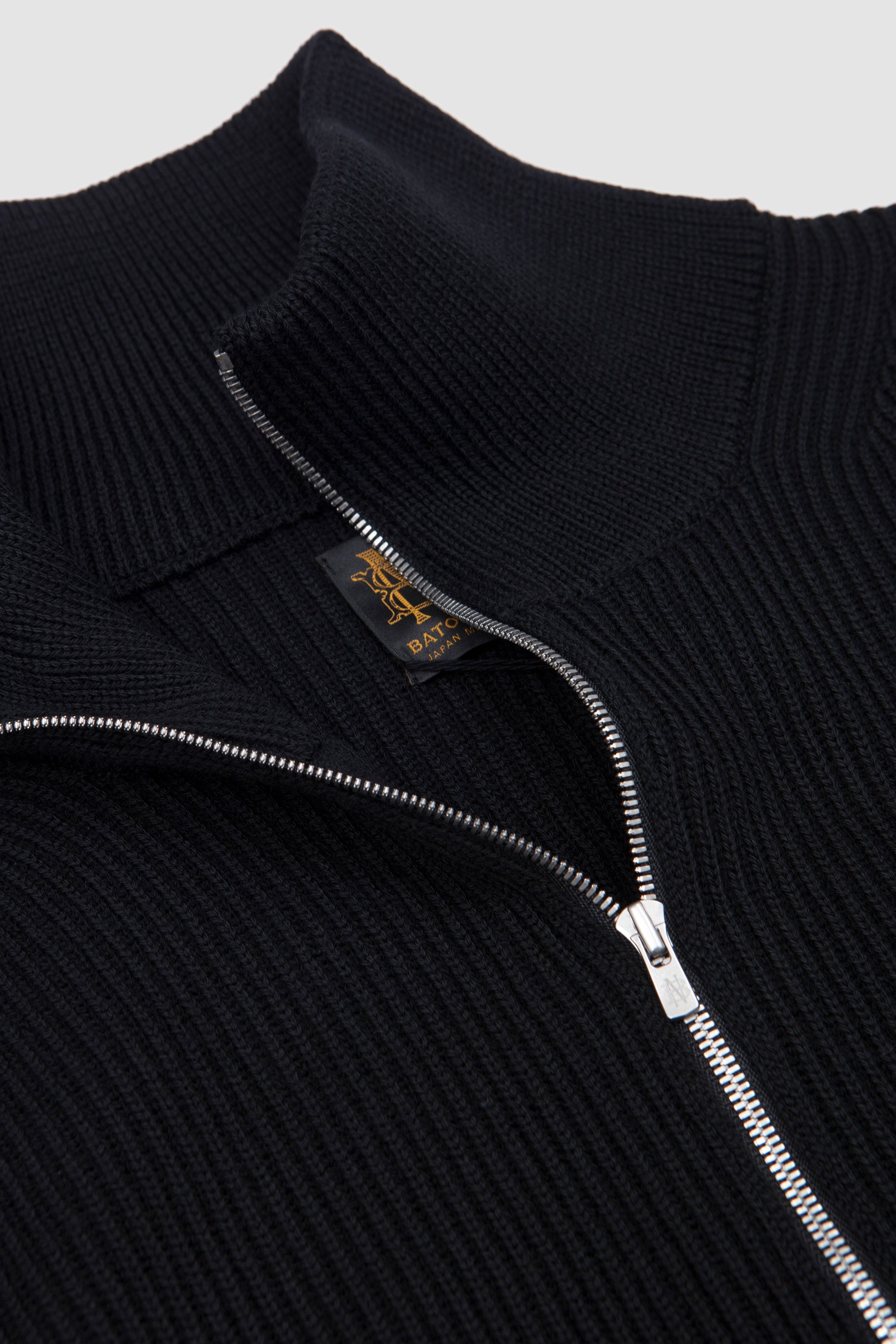 Solid Wool Rib Half Zip Black