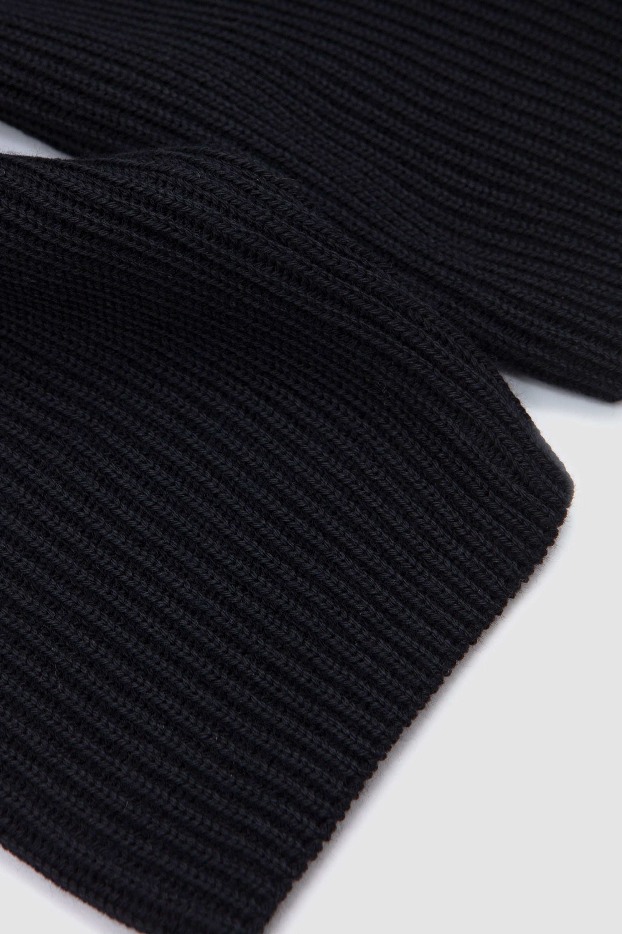 Solid Wool Rib Half Zip Black