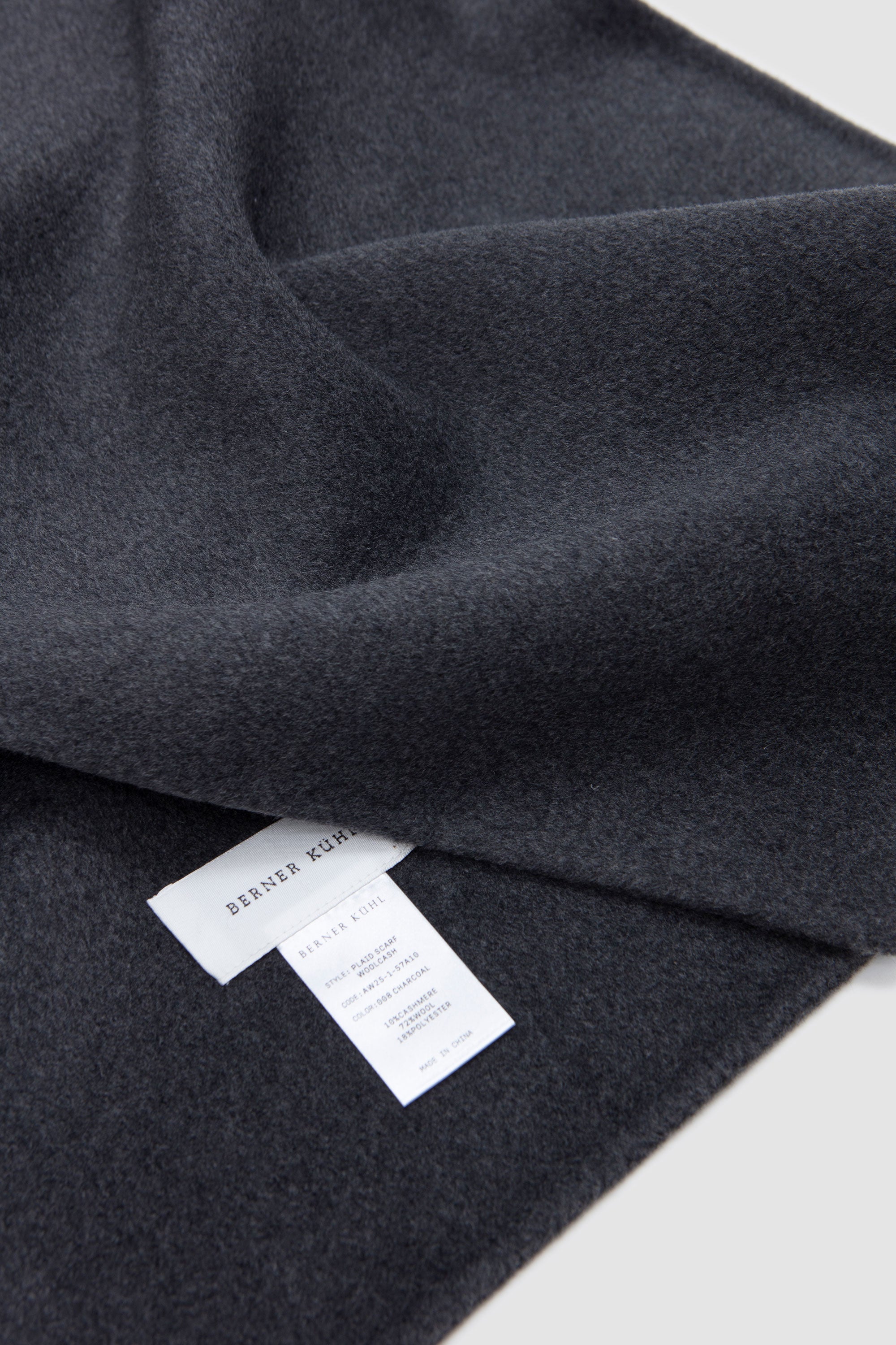 Plaid Scarf Woolcash Charcoal_3