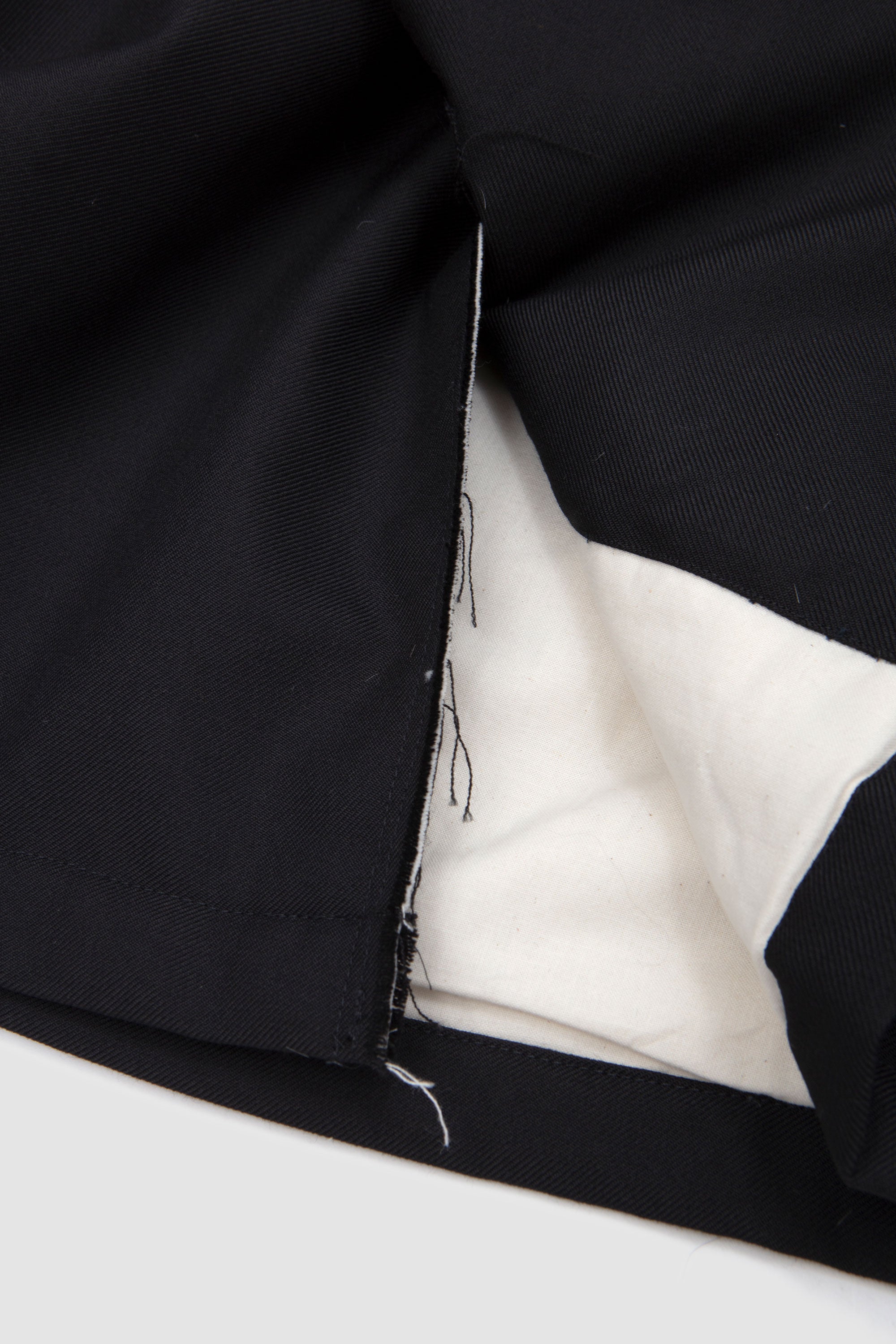 Padded Peacock Mack Black