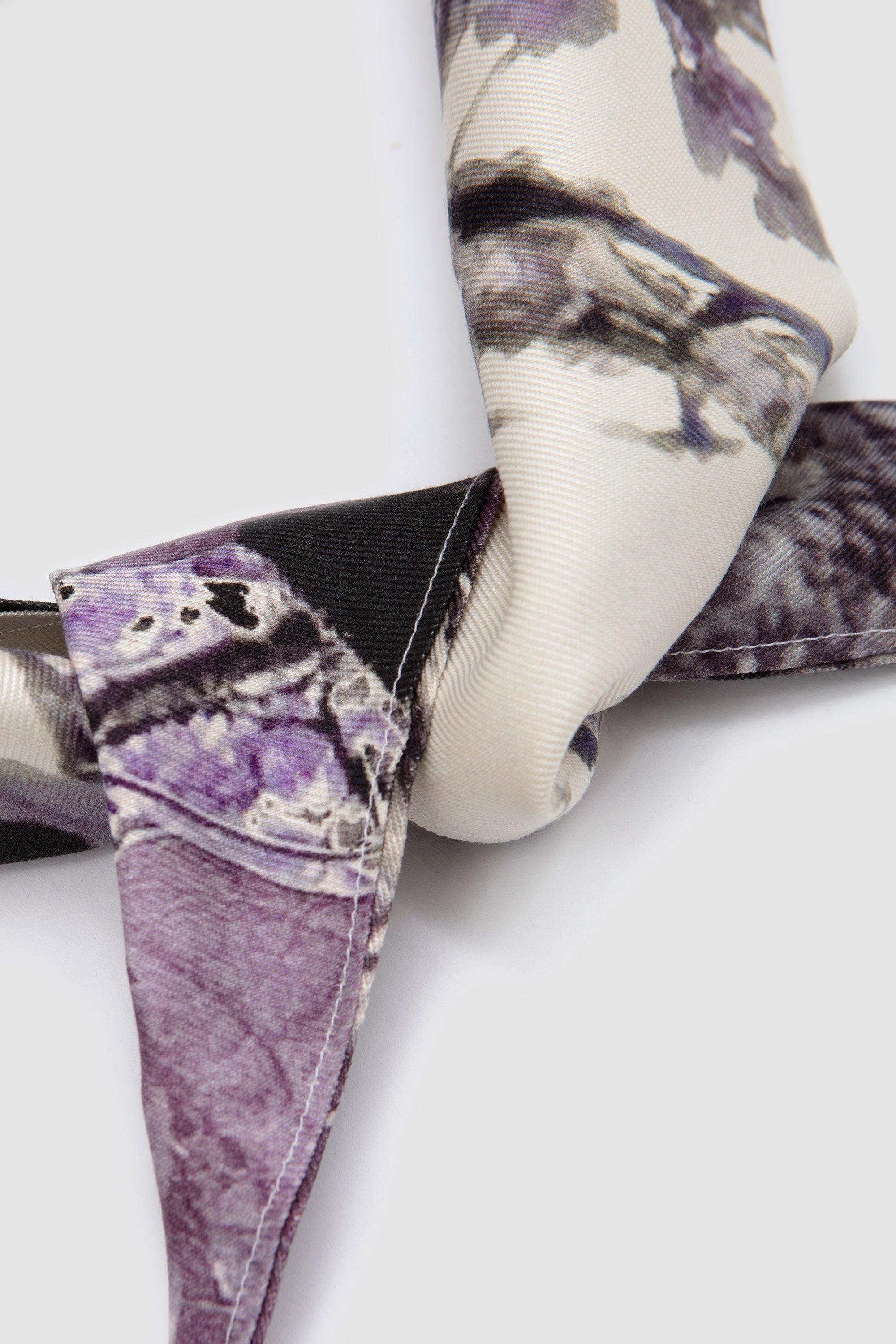 Real Tree Scarf Purple/ White Camo_5