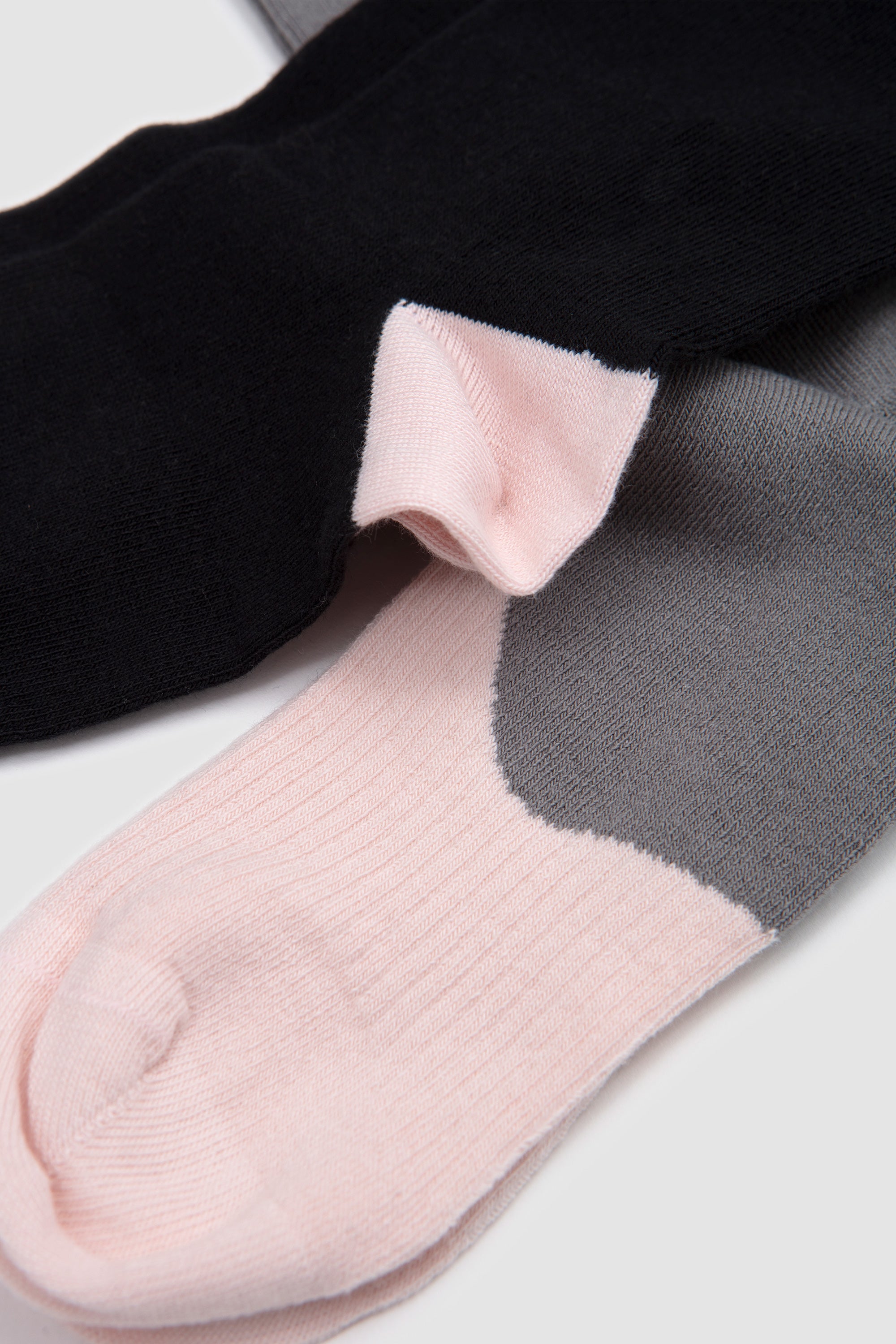 X ISSEY MIYAKE Karst Finch Black_11