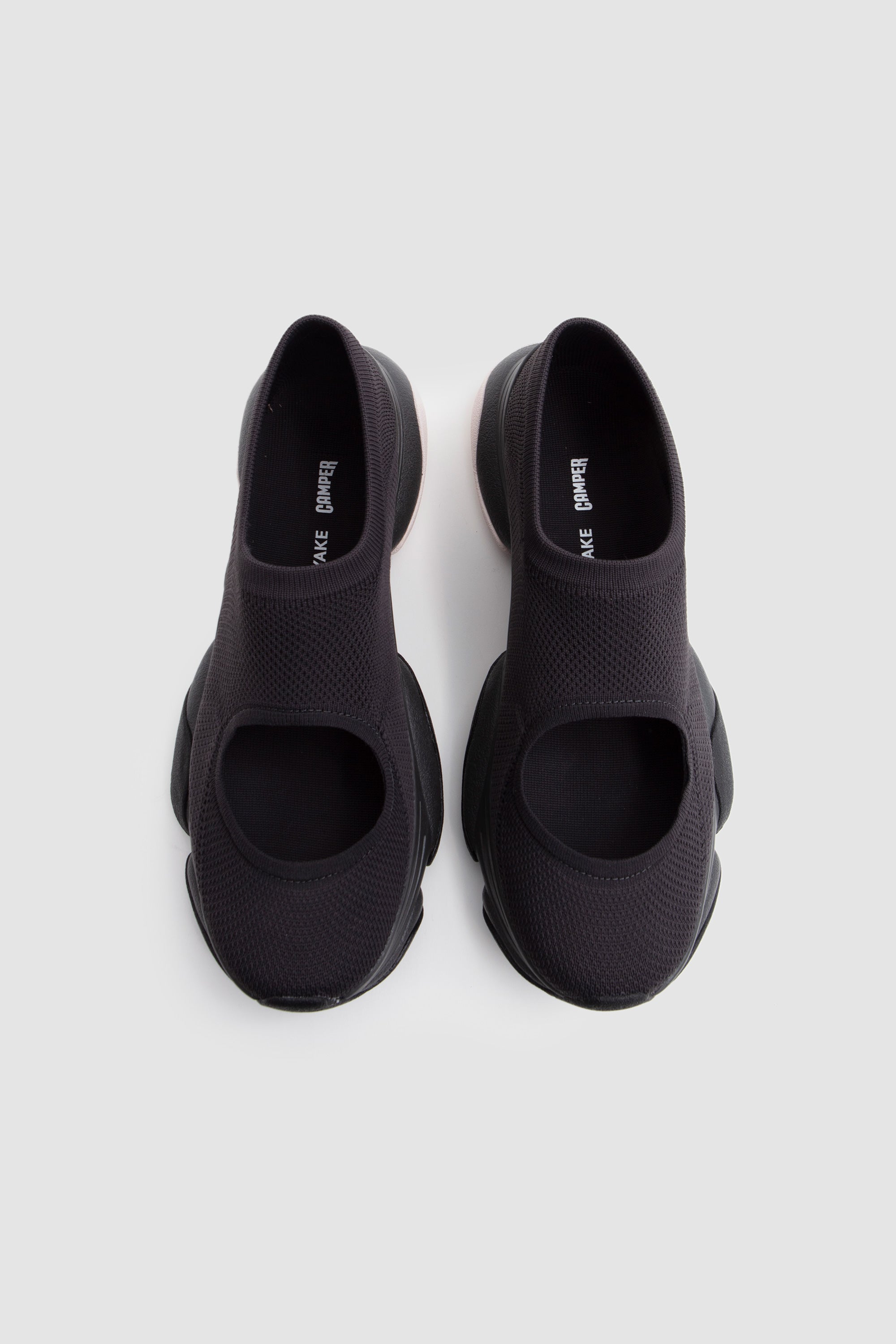 ISSEY MIYAKE ブラックバレエシューズ 38 SPORTIVO [X issey miyake karst finch black]