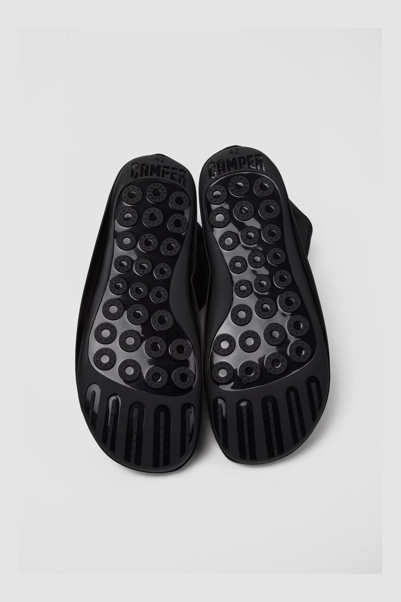 X ISSEY MIYAKE Peu Form Boots Black_5